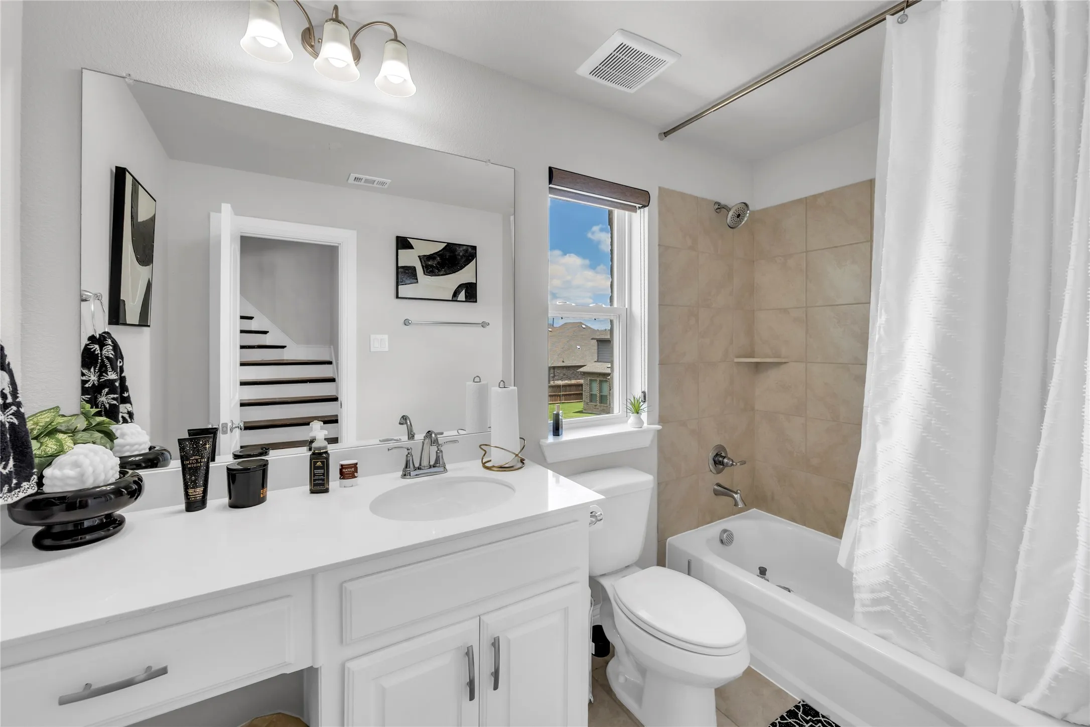 Single Family Residence For Sale in Johnson County , 1112 Maverick Drive, Mansfield, Texas 76063, 5 Bedrooms, 5 Bathrooms, 1 Garage spaces, 5,175 Sqft, built in 2022, Price $969,500, mls#21305557, Real Estate Agent in Mansfield, Homes For Sale in Johnson county, Homes For Sale in Mansfield, Realtor in Mansfield Texas, Real Estate Brokerage Independent Realty Texas, Luminita Cordes Realtor