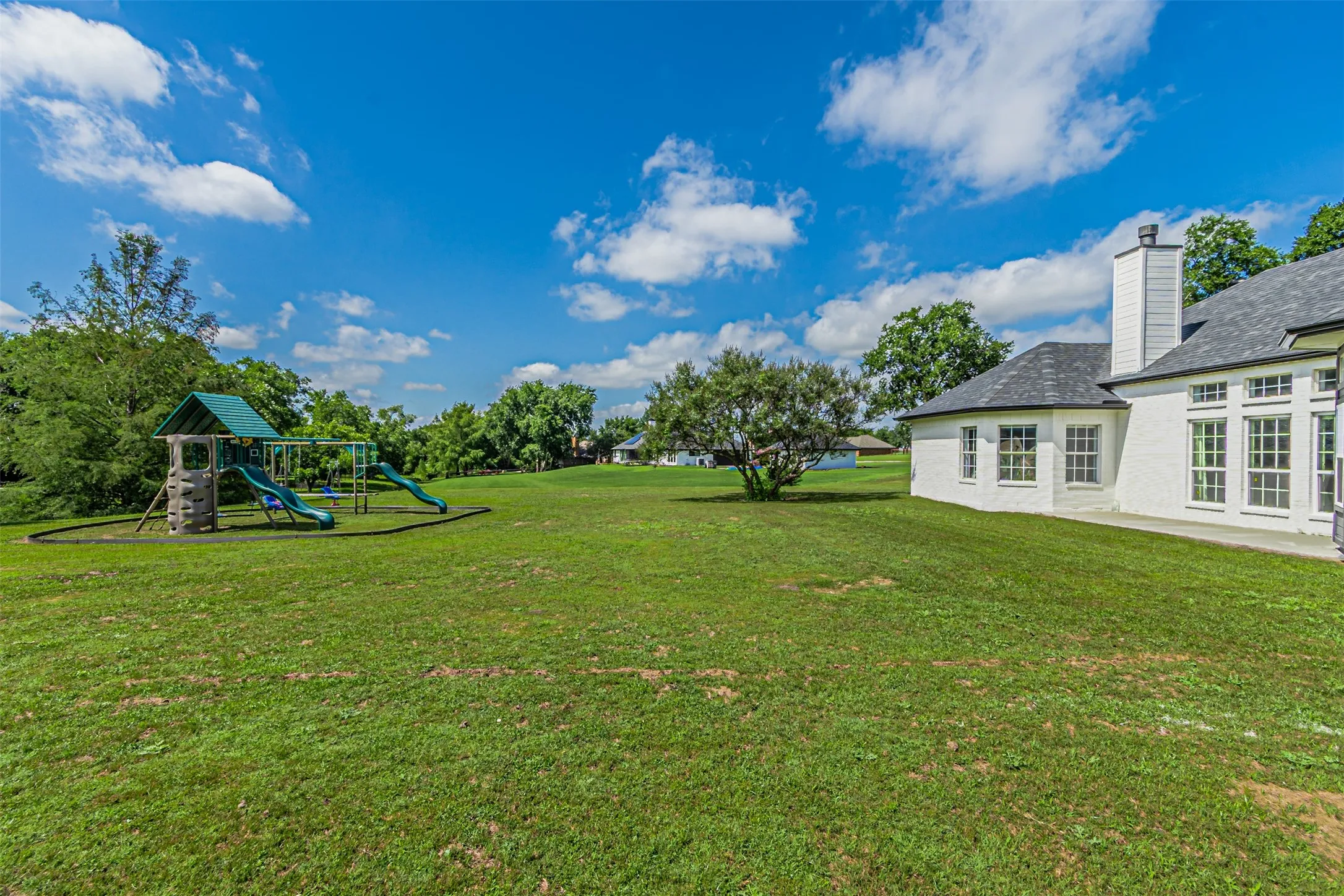 Single Family Residence For Sale in Collin County , 4038 Heritage Trail, Celina, Texas 75009, 6 Bedrooms, 4 Bathrooms, 3 Garage spaces, 4,296 Sqft, built in 1997, Price $1,350,000, mls#21307040, Real Estate Agent in Celina, Homes For Sale in Collin county, Homes For Sale in Celina, Realtor in Celina Texas, Real Estate Brokerage Independent Realty Texas, Luminita Cordes Realtor
