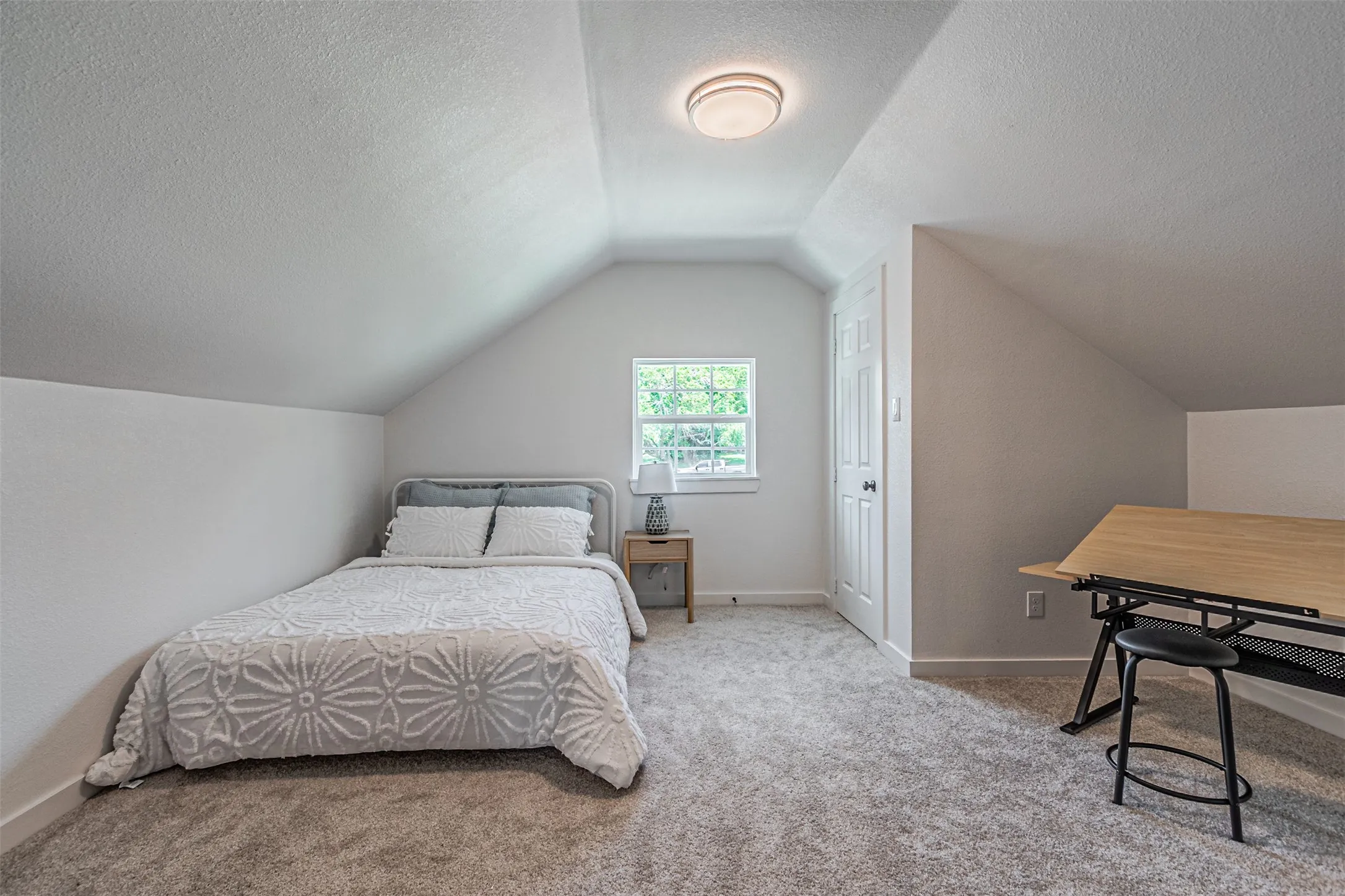 Single Family Residence For Sale in Collin County , 4038 Heritage Trail, Celina, Texas 75009, 6 Bedrooms, 4 Bathrooms, 3 Garage spaces, 4,296 Sqft, built in 1997, Price $1,350,000, mls#21307040, Real Estate Agent in Celina, Homes For Sale in Collin county, Homes For Sale in Celina, Realtor in Celina Texas, Real Estate Brokerage Independent Realty Texas, Luminita Cordes Realtor