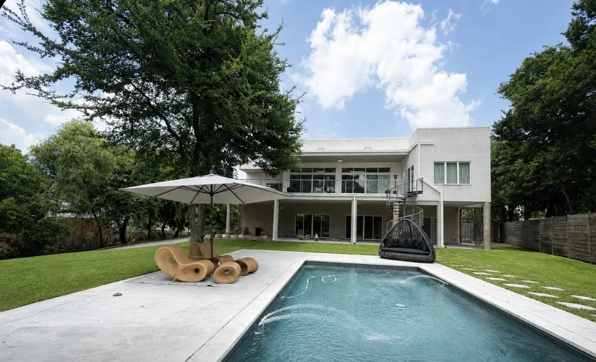Single Family Residence For Rent in Dallas County , 13023 COPENHILL Road, Dallas, Texas 75240, 3 Bedroom, 4 Bathroom, 8 Garage spaces, 4,168 Sqft, built in 2009, mls#21307054, Real Estate Agent in Dallas, Homes For Rent in Dallas county, Homes For Rent in Dallas, Realtor in Dallas Texas, Real Estate Brokerage Independent Realty Texas, Luminita Cordes Realtor