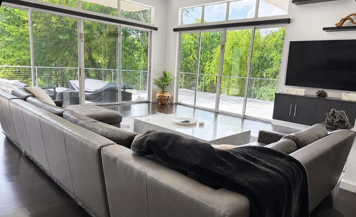 Single Family Residence For Rent in Dallas County , 13023 COPENHILL Road, Dallas, Texas 75240, 3 Bedroom, 4 Bathroom, 8 Garage spaces, 4,168 Sqft, built in 2009, mls#21307054, Real Estate Agent in Dallas, Homes For Rent in Dallas county, Homes For Rent in Dallas, Realtor in Dallas Texas, Real Estate Brokerage Independent Realty Texas, Luminita Cordes Realtor