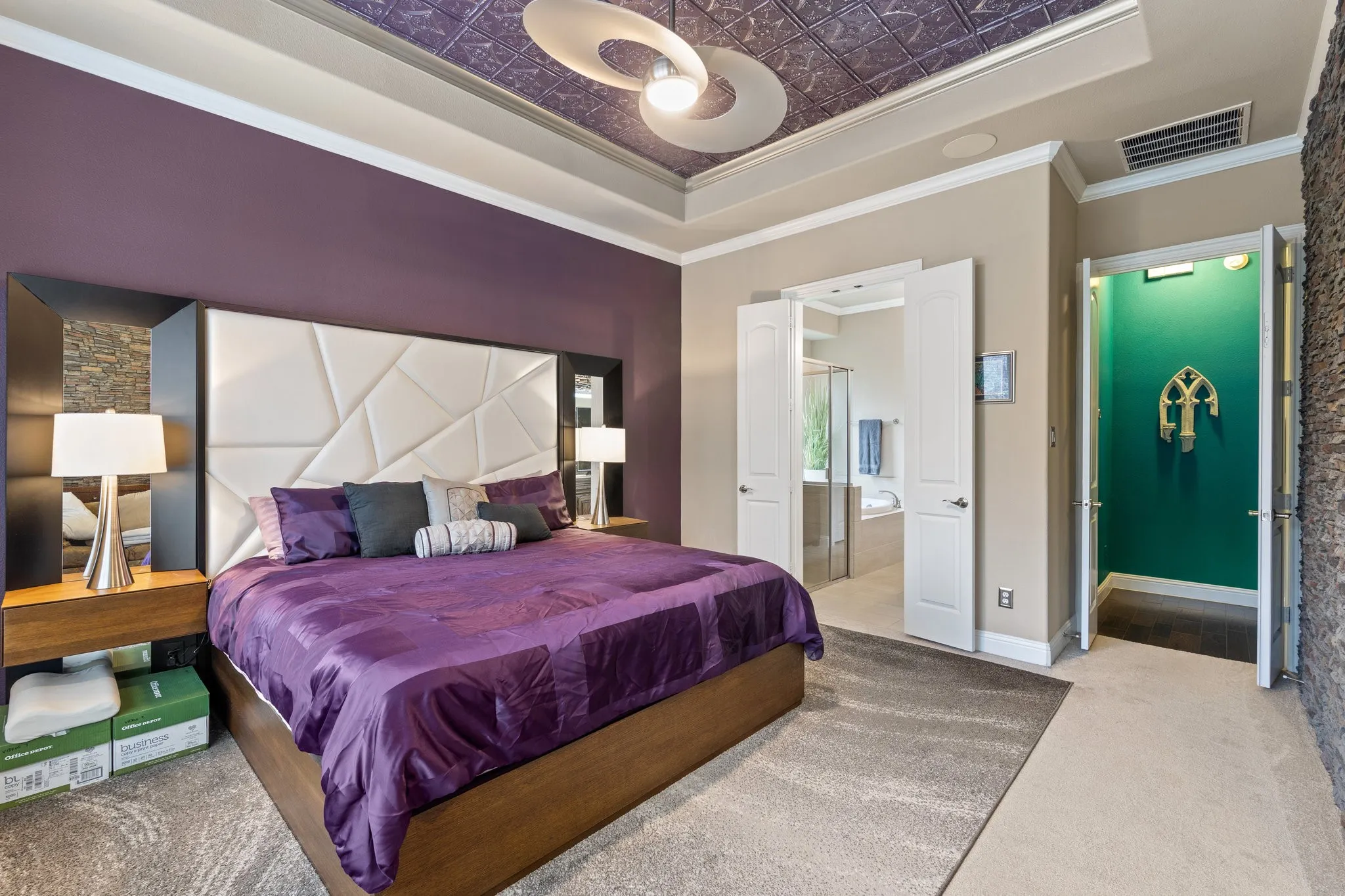 Single Family Residence For Sale in Tarrant County , 4711 Taylor Lane, Grapevine, Texas 76051, 4 Bedroom, 4 Bathroom, 2 Garage spaces, 3,047 Sqft, built in 2014, mls#21289791, Real Estate Agent in Grapevine, Homes For Sale in Tarrant county, Homes For Sale in Grapevine, Realtor in Grapevine Texas, Real Estate Brokerage Independent Realty Texas, Luminita Cordes Realtor