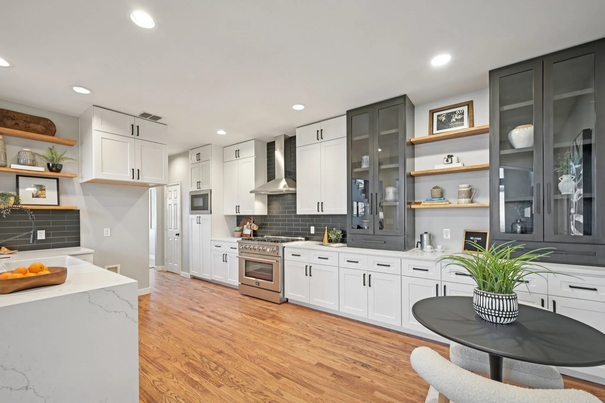 Single Family Residence For Sale in Denton County , 2263 Fawn Mist, Frisco, Texas 75034, 3 Bedrooms, 3 Bathrooms, 2 Garage spaces, 2,809 Sqft, built in 2008, Price $649,000, mls#21302560, Real Estate Agent in Frisco, Homes For Sale in Denton county, Homes For Sale in Frisco, Realtor in Frisco Texas, Real Estate Brokerage Independent Realty Texas, Luminita Cordes Realtor
