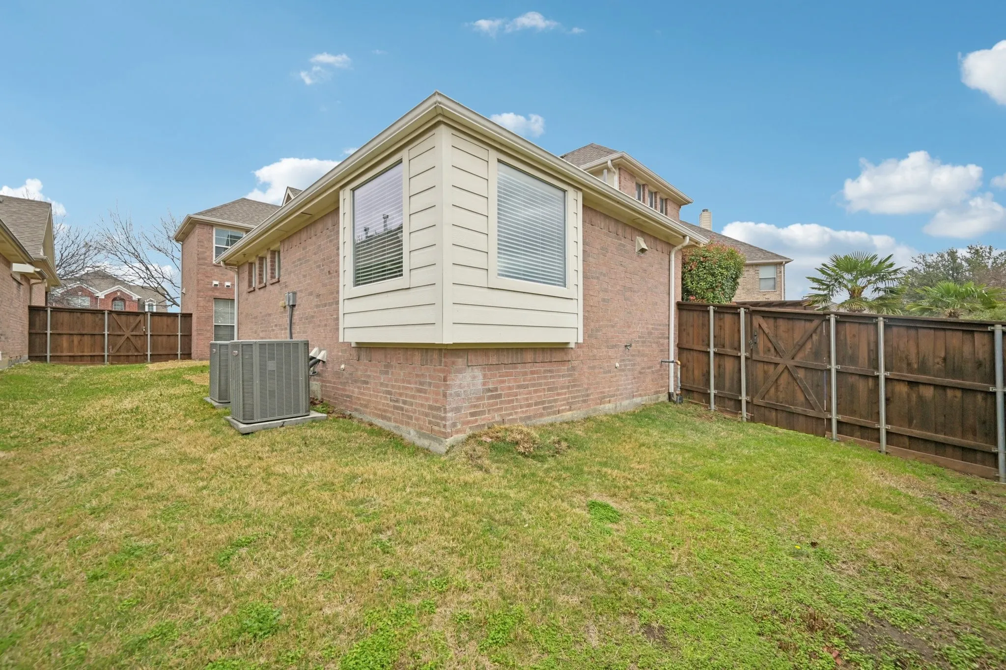 Corner picture of backyard
