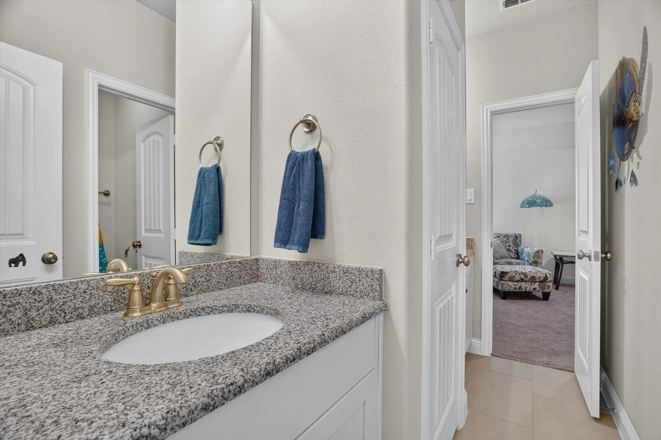 Single Family Residence For Sale in Denton County , 6627 Dolan Falls Dr, Argyle, Texas 76226, 5 Bedroom, 5 Bathroom, 3 Garage spaces, 4,240 Sqft, built in 2016, mls#21306331, Real Estate Agent in Argyle, Homes For Sale in Denton county, Homes For Sale in Argyle, Realtor in Argyle Texas, Real Estate Brokerage Independent Realty Texas, Luminita Cordes Realtor