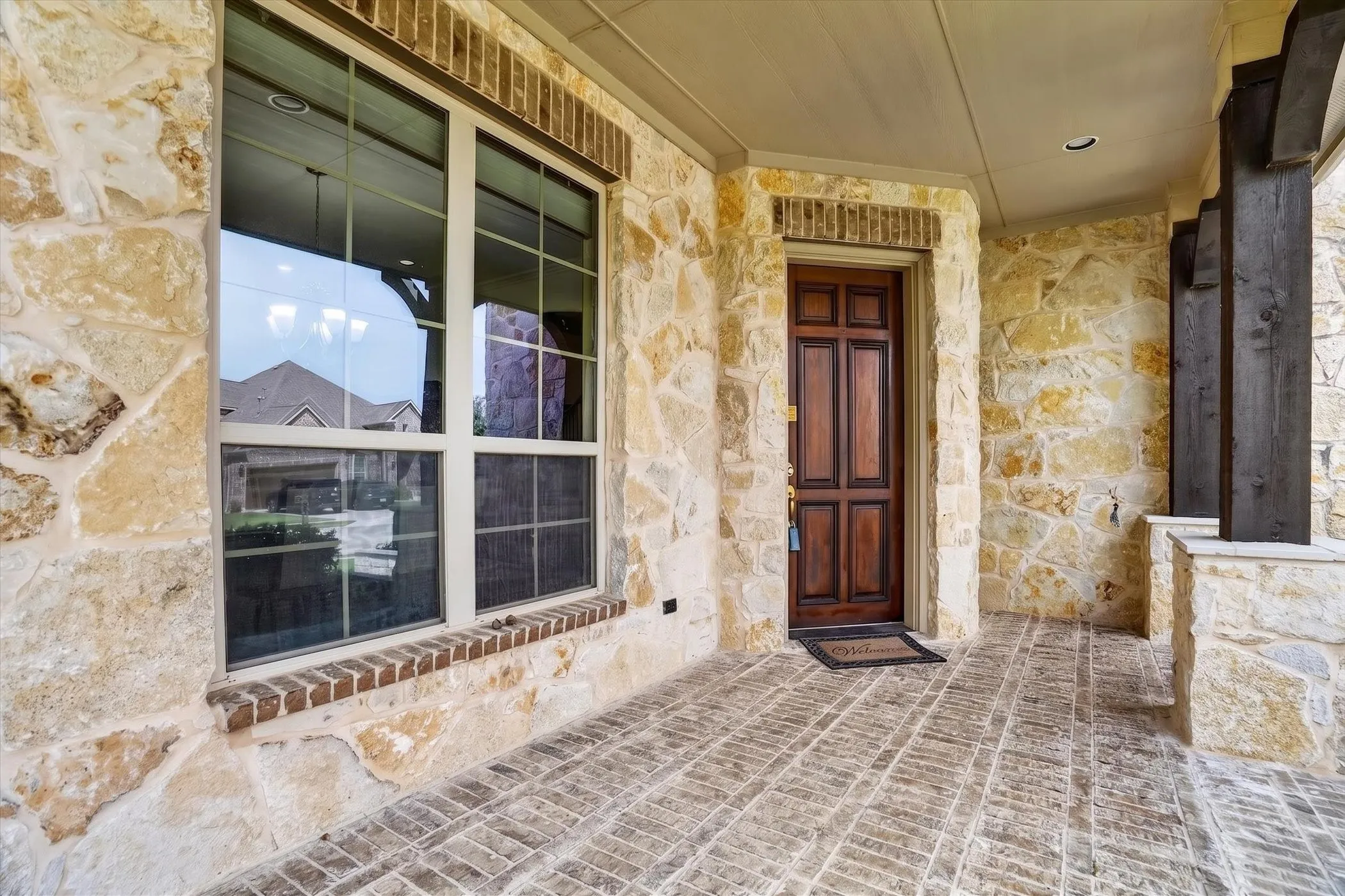 Single Family Residence For Sale in Denton County , 6627 Dolan Falls Dr, Argyle, Texas 76226, 5 Bedroom, 5 Bathroom, 3 Garage spaces, 4,240 Sqft, built in 2016, mls#21306331, Real Estate Agent in Argyle, Homes For Sale in Denton county, Homes For Sale in Argyle, Realtor in Argyle Texas, Real Estate Brokerage Independent Realty Texas, Luminita Cordes Realtor