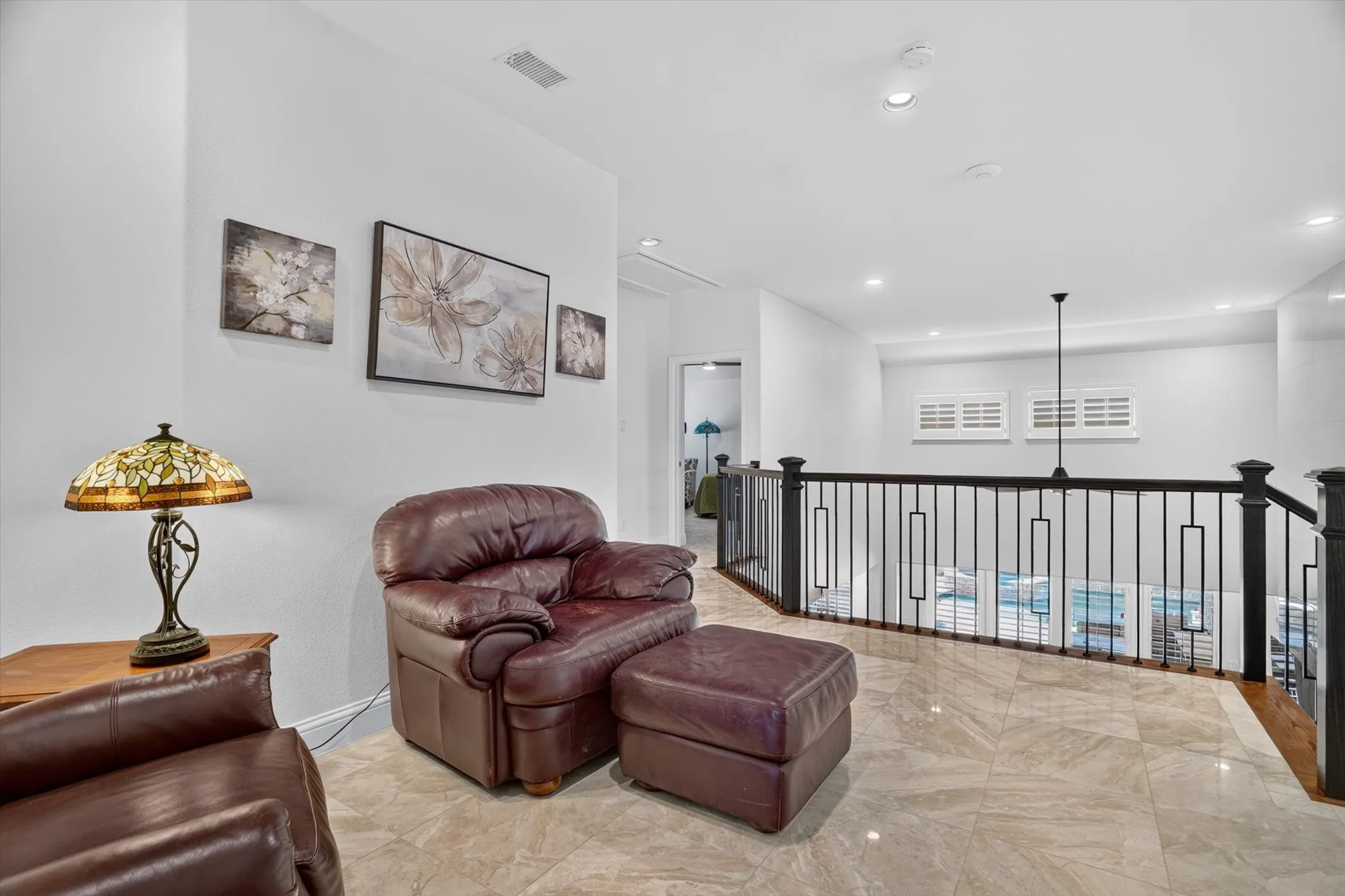 Single Family Residence For Sale in Denton County , 6627 Dolan Falls Dr, Argyle, Texas 76226, 5 Bedroom, 5 Bathroom, 3 Garage spaces, 4,240 Sqft, built in 2016, mls#21306331, Real Estate Agent in Argyle, Homes For Sale in Denton county, Homes For Sale in Argyle, Realtor in Argyle Texas, Real Estate Brokerage Independent Realty Texas, Luminita Cordes Realtor