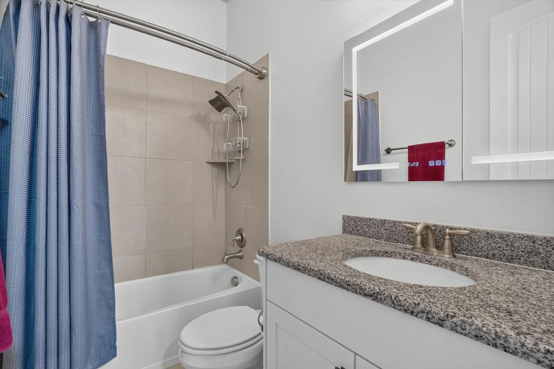 Single Family Residence For Sale in Denton County , 6627 Dolan Falls Dr, Argyle, Texas 76226, 5 Bedroom, 5 Bathroom, 3 Garage spaces, 4,240 Sqft, built in 2016, mls#21306331, Real Estate Agent in Argyle, Homes For Sale in Denton county, Homes For Sale in Argyle, Realtor in Argyle Texas, Real Estate Brokerage Independent Realty Texas, Luminita Cordes Realtor