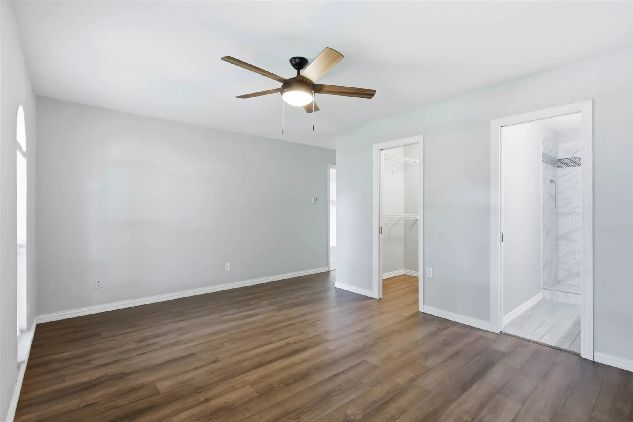 Single Family Residence For Sale in Denton County , 3122 Furneaux Lane, Carrollton, Texas 75007, 3 Bedroom, 2 Bathroom, 2 Garage spaces, 1,437 Sqft, built in 1973, mls#21303280, Real Estate Agent in Carrollton, Homes For Sale in Denton county, Homes For Sale in Carrollton, Realtor in Carrollton Texas, Real Estate Brokerage Independent Realty Texas, Luminita Cordes Realtor