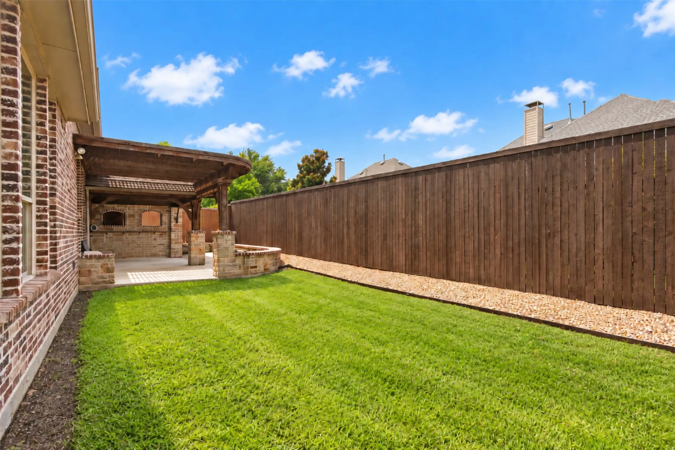 Single Family Residence For Sale in Collin County , 14888 Story Lane, Frisco, Texas 75035, 3 Bedroom, 3 Bathroom, 3 Garage spaces, 3,081 Sqft, built in 2010, mls#21297566, Real Estate Agent in Frisco, Homes For Sale in Collin county, Homes For Sale in Frisco, Realtor in Frisco Texas, Real Estate Brokerage Independent Realty Texas, Luminita Cordes Realtor