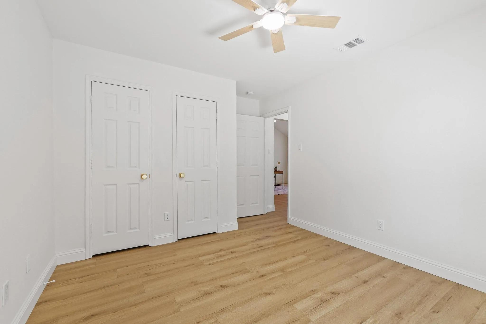 Single Family Residence For Sale in Collin County , 1204 Bayside Drive, Wylie, Texas 75098, 3 Bedroom, 2 Bathroom, 2 Garage spaces, 1,859 Sqft, built in 2002, mls#21288003, Real Estate Agent in Wylie, Homes For Sale in Collin county, Homes For Sale in Wylie, Realtor in Wylie Texas, Real Estate Brokerage Independent Realty Texas, Luminita Cordes Realtor