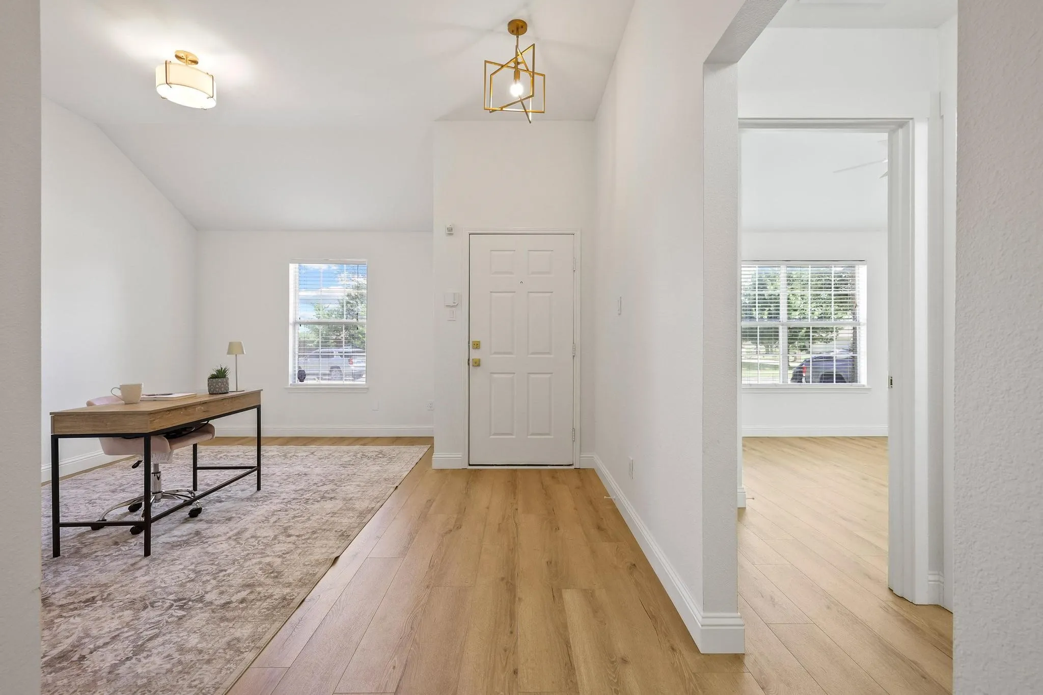 Single Family Residence For Sale in Collin County , 1204 Bayside Drive, Wylie, Texas 75098, 3 Bedroom, 2 Bathroom, 2 Garage spaces, 1,859 Sqft, built in 2002, mls#21288003, Real Estate Agent in Wylie, Homes For Sale in Collin county, Homes For Sale in Wylie, Realtor in Wylie Texas, Real Estate Brokerage Independent Realty Texas, Luminita Cordes Realtor
