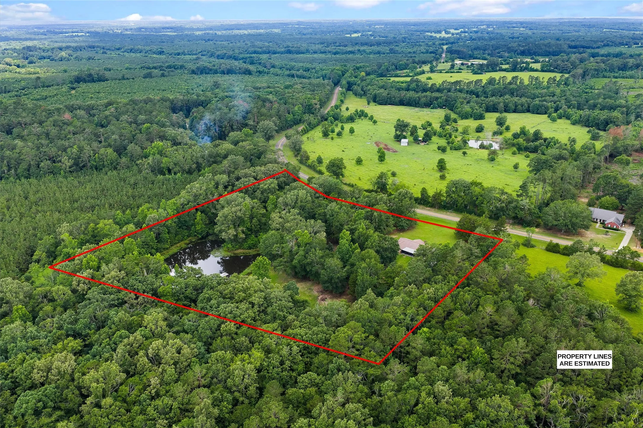 Farm For Sale in Shelby County , 4358 Fm 947, Timpson, Texas 75975, 2 Bedroom, 2 Bathroom, 2 Garage spaces, 1,778 Sqft, built in 1979, mls#21300239, Real Estate Agent in Timpson, Homes For Sale in Shelby county, Homes For Sale in Timpson, Realtor in Timpson Texas, Real Estate Brokerage Independent Realty Texas, Luminita Cordes Realtor