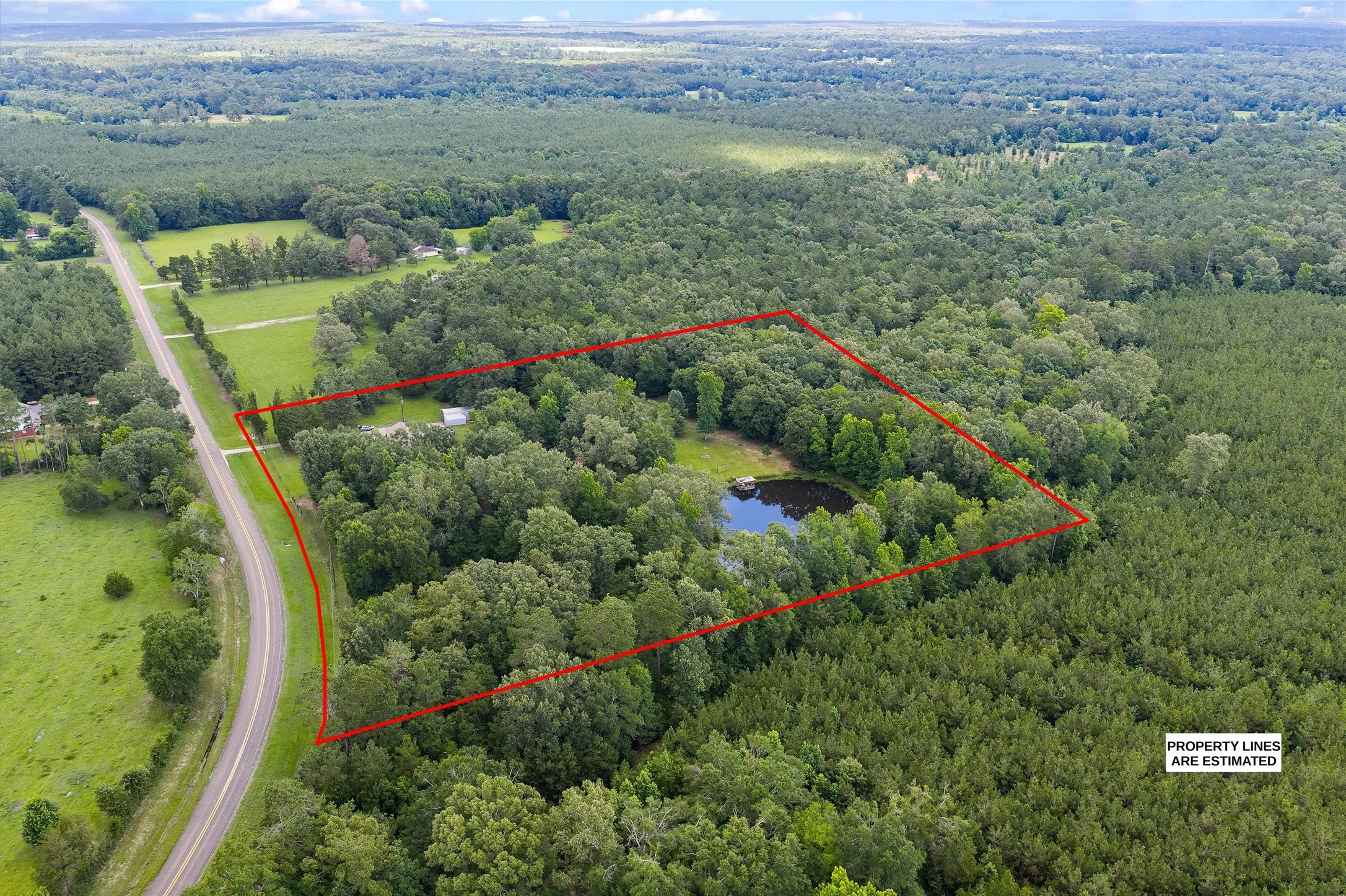 Farm For Sale in Shelby County , 4358 Fm 947, Timpson, Texas 75975, 2 Bedroom, 2 Bathroom, 2 Garage spaces, 1,778 Sqft, built in 1979, mls#21300239, Real Estate Agent in Timpson, Homes For Sale in Shelby county, Homes For Sale in Timpson, Realtor in Timpson Texas, Real Estate Brokerage Independent Realty Texas, Luminita Cordes Realtor