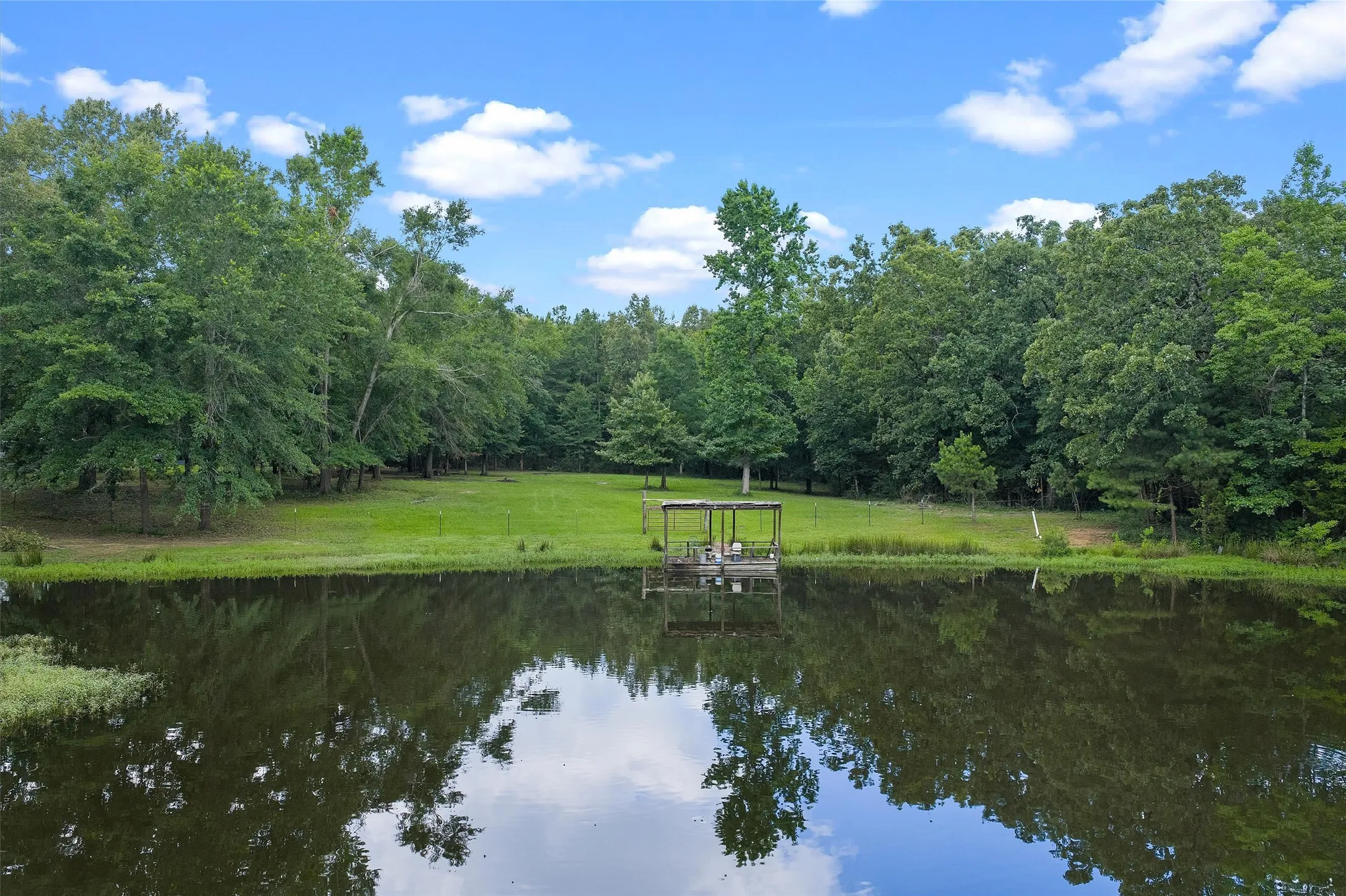 Farm For Sale in Shelby County , 4358 Fm 947, Timpson, Texas 75975, 2 Bedroom, 2 Bathroom, 2 Garage spaces, 1,778 Sqft, built in 1979, mls#21300239, Real Estate Agent in Timpson, Homes For Sale in Shelby county, Homes For Sale in Timpson, Realtor in Timpson Texas, Real Estate Brokerage Independent Realty Texas, Luminita Cordes Realtor