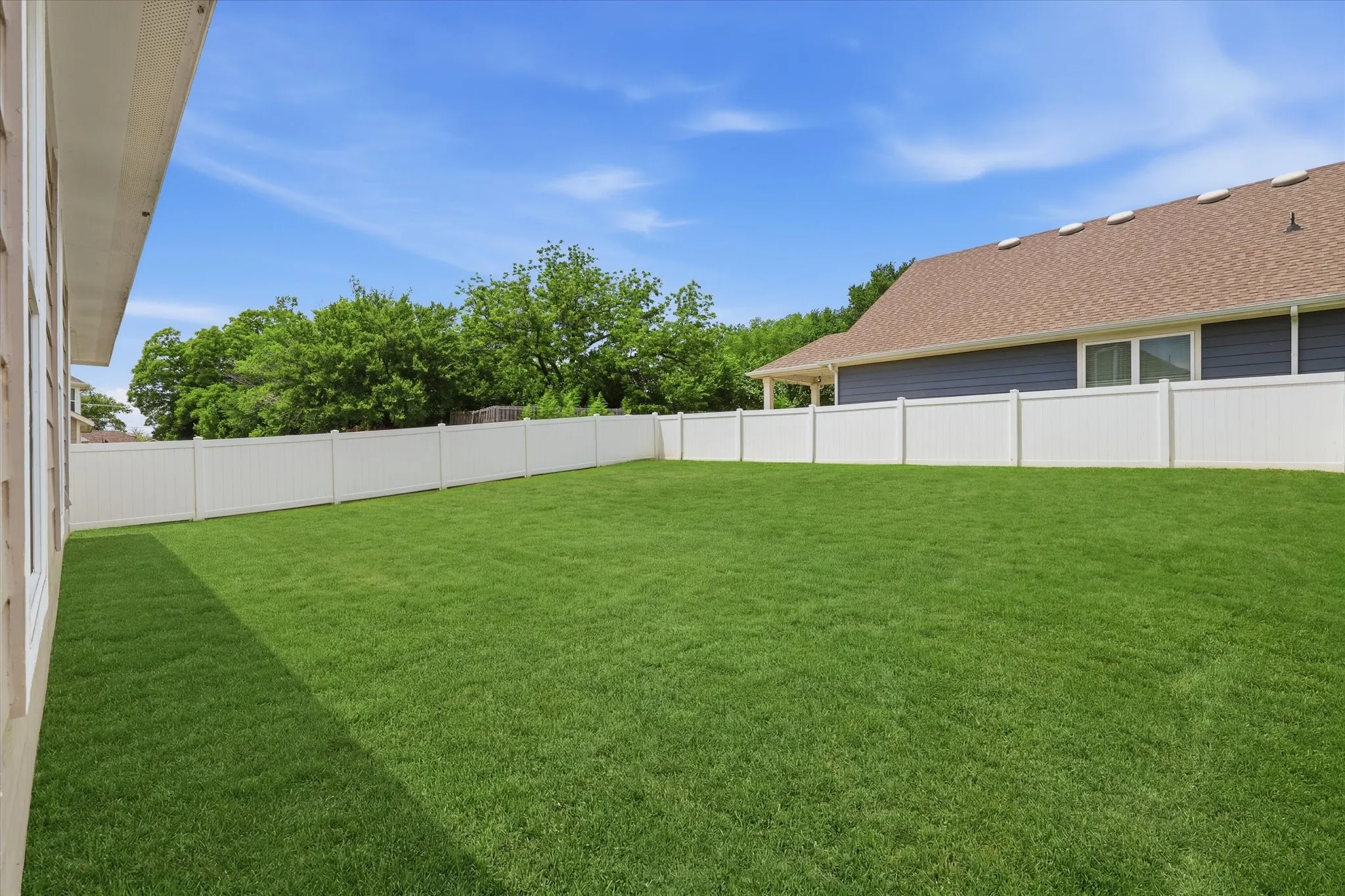 Single Family Residence For Sale in Denton County , 8993 Fair Oaks Drive, Providence Village, Texas 76227, 4 Bedroom, 2 Bathroom, 2 Garage spaces, 1,963 Sqft, built in 2021, mls#21304010, Real Estate Agent in Providence Village, Homes For Sale in Denton county, Homes For Sale in Providence Village, Realtor in Providence Village Texas, Real Estate Brokerage Independent Realty Texas, Luminita Cordes Realtor