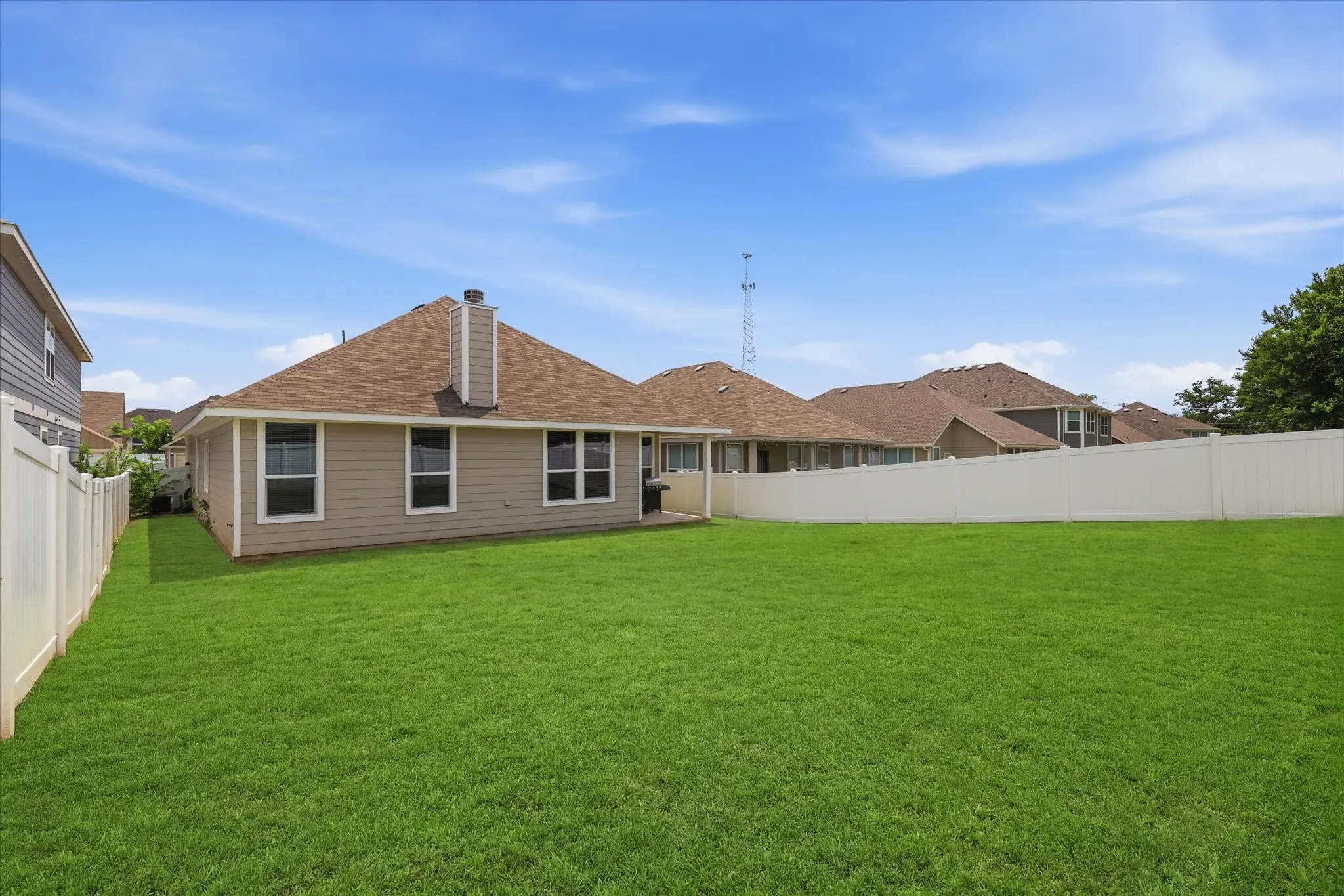 Single Family Residence For Sale in Denton County , 8993 Fair Oaks Drive, Providence Village, Texas 76227, 4 Bedroom, 2 Bathroom, 2 Garage spaces, 1,963 Sqft, built in 2021, mls#21304010, Real Estate Agent in Providence Village, Homes For Sale in Denton county, Homes For Sale in Providence Village, Realtor in Providence Village Texas, Real Estate Brokerage Independent Realty Texas, Luminita Cordes Realtor