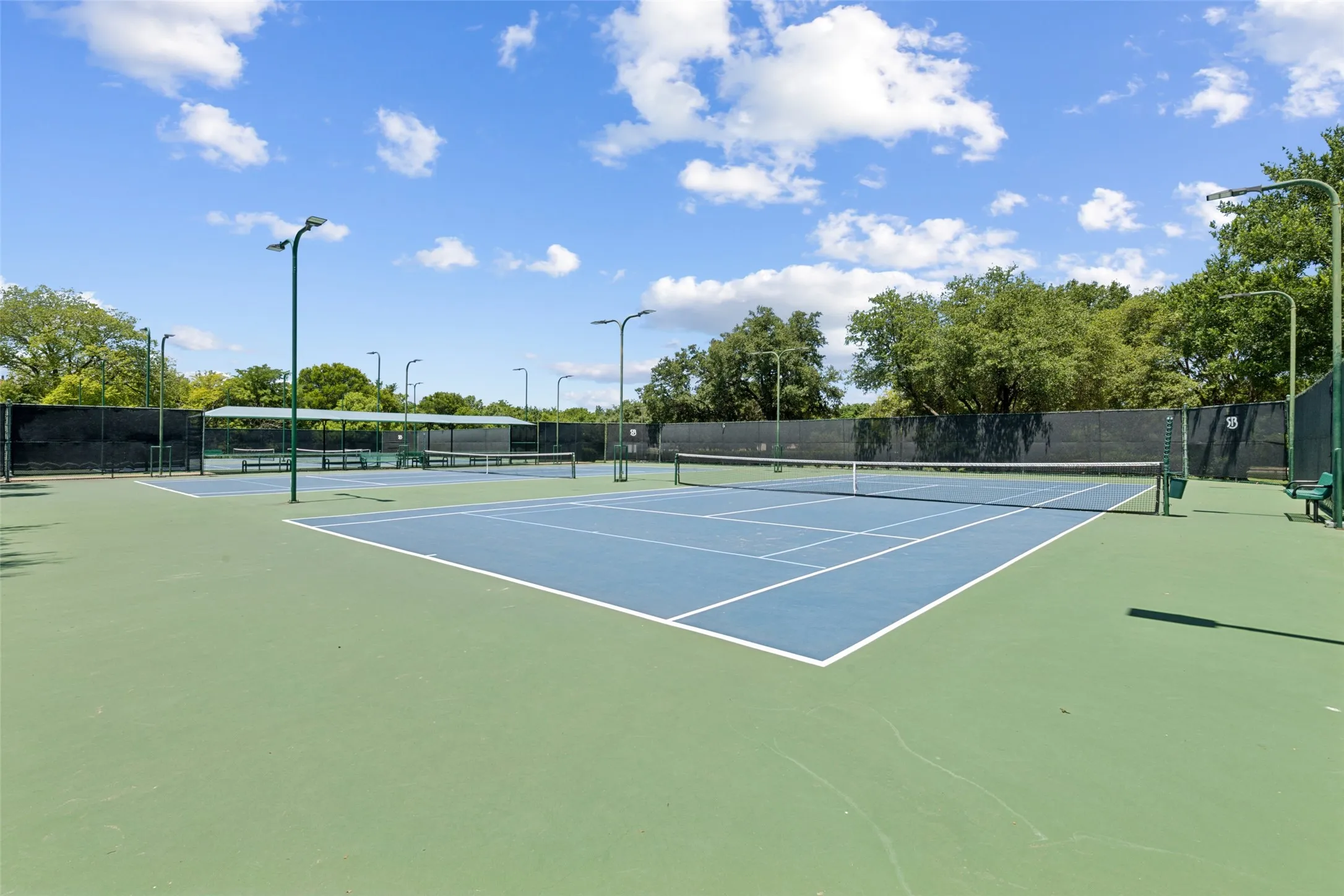 Single Family Residence For Sale in Collin County , 400 Sparrow Hawk, Mc Kinney, Texas 75072, 4 Bedrooms, 3 Bathrooms, 2 Garage spaces, 2,327 Sqft, built in 1998, Price $485,000, mls#21300244, Real Estate Agent in Mc Kinney, Homes For Sale in Collin county, Homes For Sale in Mc Kinney, Realtor in Mc Kinney Texas, Real Estate Brokerage Independent Realty Texas, Luminita Cordes Realtor