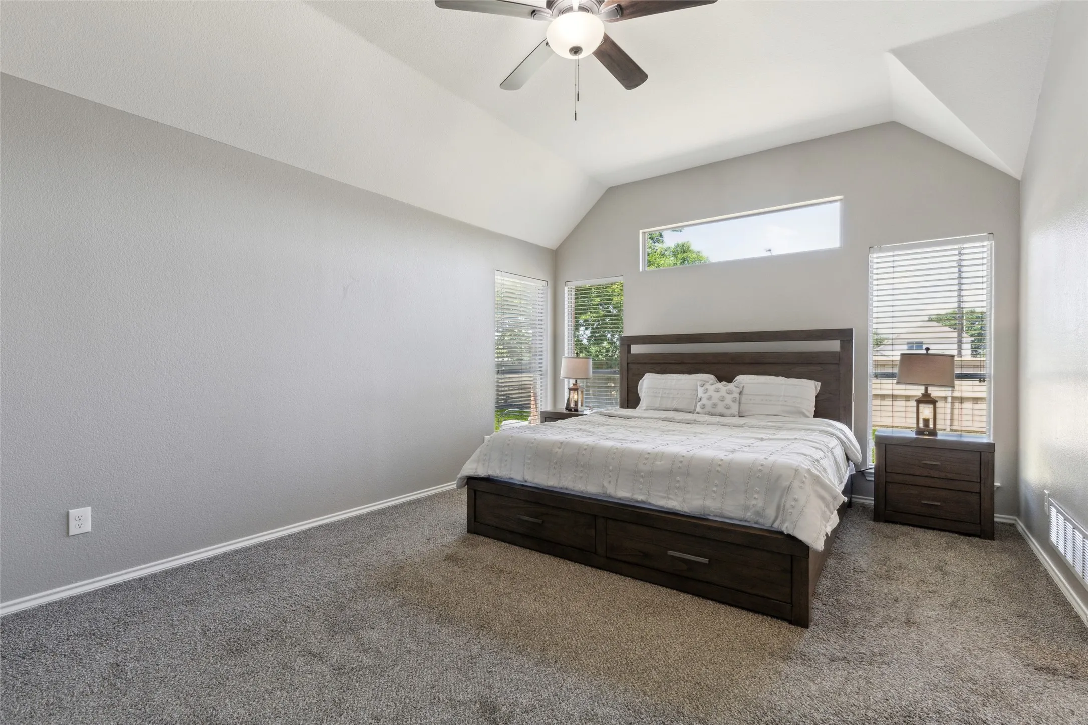 Single Family Residence For Sale in Collin County , 400 Sparrow Hawk, Mc Kinney, Texas 75072, 4 Bedrooms, 3 Bathrooms, 2 Garage spaces, 2,327 Sqft, built in 1998, Price $485,000, mls#21300244, Real Estate Agent in Mc Kinney, Homes For Sale in Collin county, Homes For Sale in Mc Kinney, Realtor in Mc Kinney Texas, Real Estate Brokerage Independent Realty Texas, Luminita Cordes Realtor