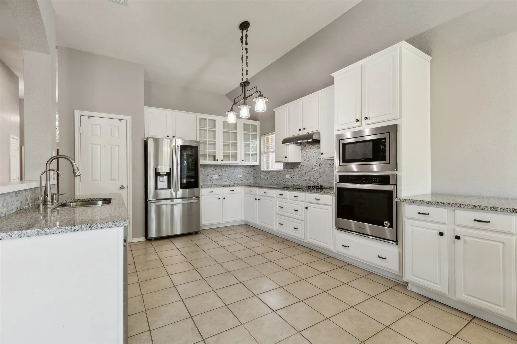 Single Family Residence For Sale in Collin County , 400 Sparrow Hawk, Mc Kinney, Texas 75072, 4 Bedrooms, 3 Bathrooms, 2 Garage spaces, 2,327 Sqft, built in 1998, Price $485,000, mls#21300244, Real Estate Agent in Mc Kinney, Homes For Sale in Collin county, Homes For Sale in Mc Kinney, Realtor in Mc Kinney Texas, Real Estate Brokerage Independent Realty Texas, Luminita Cordes Realtor