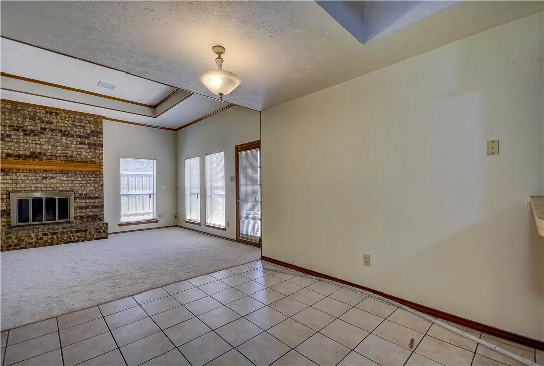Duplex For Rent in Collin County , 1104 Wimbledon Lane, Plano, Texas 75075, 3 Bedroom, 2 Bathroom, 2 Garage spaces, 1,714 Sqft, built in 1984, mls#21305740, Real Estate Agent in Plano, Homes For Rent in Collin county, Homes For Rent in Plano, Realtor in Plano Texas, Real Estate Brokerage Independent Realty Texas, Luminita Cordes Realtor