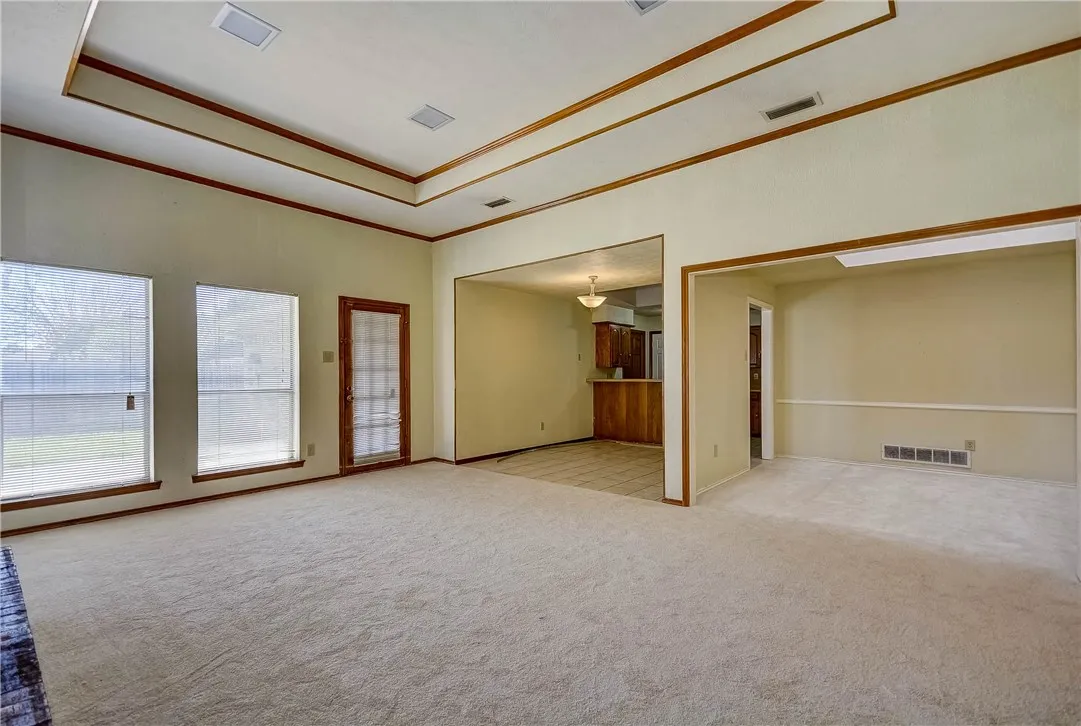 Duplex For Rent in Collin County , 1104 Wimbledon Lane, Plano, Texas 75075, 3 Bedroom, 2 Bathroom, 2 Garage spaces, 1,714 Sqft, built in 1984, mls#21305740, Real Estate Agent in Plano, Homes For Rent in Collin county, Homes For Rent in Plano, Realtor in Plano Texas, Real Estate Brokerage Independent Realty Texas, Luminita Cordes Realtor