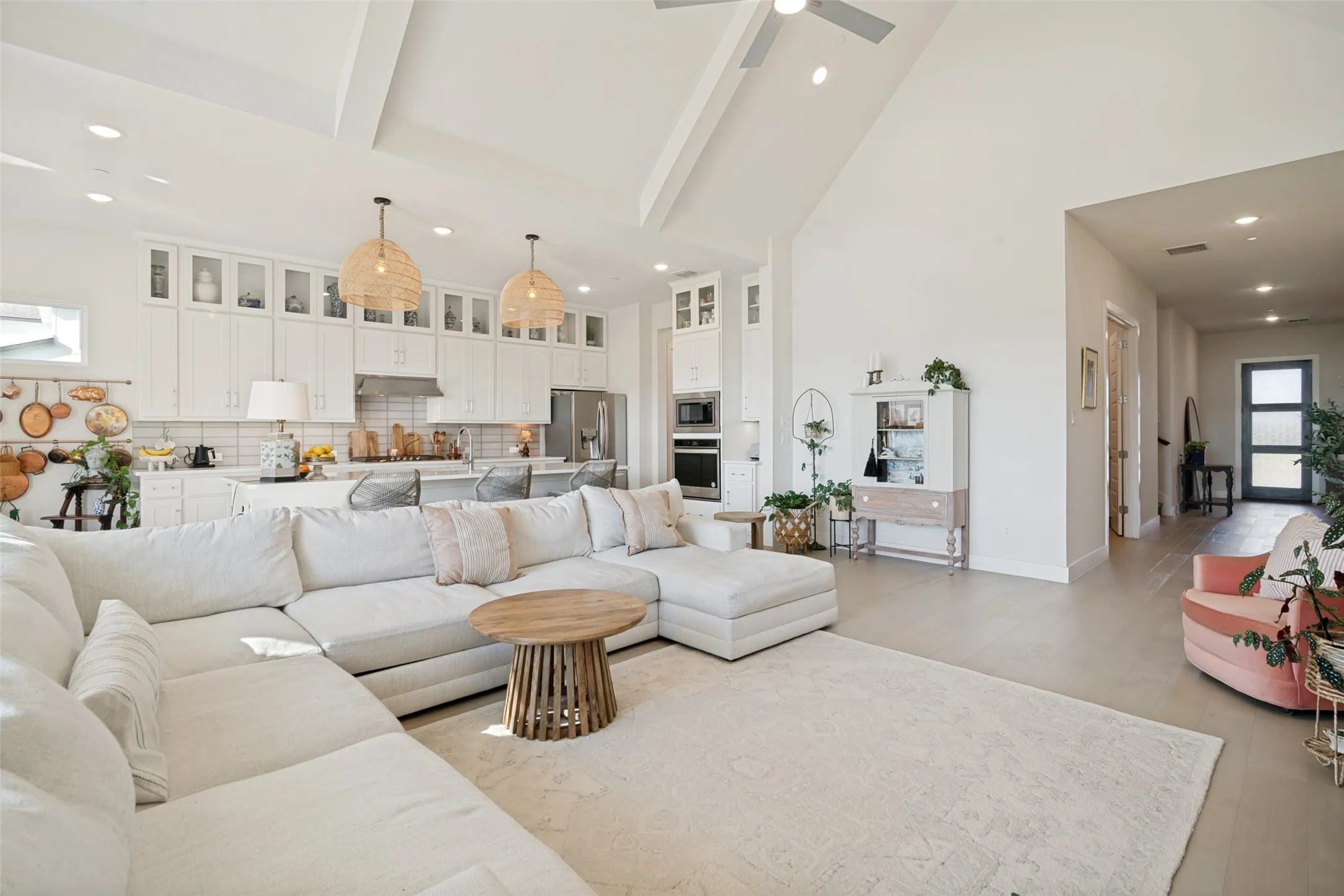 Single Family Residence For Sale in Collin County , 1025 Sugar Bars Drive, Lucas, Texas 75002, 4 Bedroom, 4 Bathroom, 3 Garage spaces, 3,443 Sqft, built in 2021, mls#21301776, Real Estate Agent in Lucas, Homes For Sale in Collin county, Homes For Sale in Lucas, Realtor in Lucas Texas, Real Estate Brokerage Independent Realty Texas, Luminita Cordes Realtor