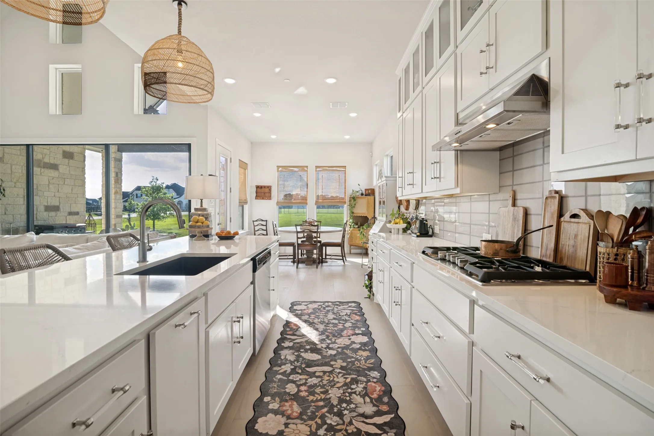 Single Family Residence For Sale in Collin County , 1025 Sugar Bars Drive, Lucas, Texas 75002, 4 Bedroom, 4 Bathroom, 3 Garage spaces, 3,443 Sqft, built in 2021, mls#21301776, Real Estate Agent in Lucas, Homes For Sale in Collin county, Homes For Sale in Lucas, Realtor in Lucas Texas, Real Estate Brokerage Independent Realty Texas, Luminita Cordes Realtor