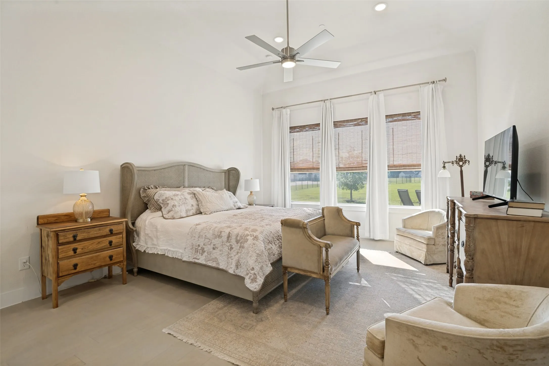 Single Family Residence For Sale in Collin County , 1025 Sugar Bars Drive, Lucas, Texas 75002, 4 Bedroom, 4 Bathroom, 3 Garage spaces, 3,443 Sqft, built in 2021, mls#21301776, Real Estate Agent in Lucas, Homes For Sale in Collin county, Homes For Sale in Lucas, Realtor in Lucas Texas, Real Estate Brokerage Independent Realty Texas, Luminita Cordes Realtor