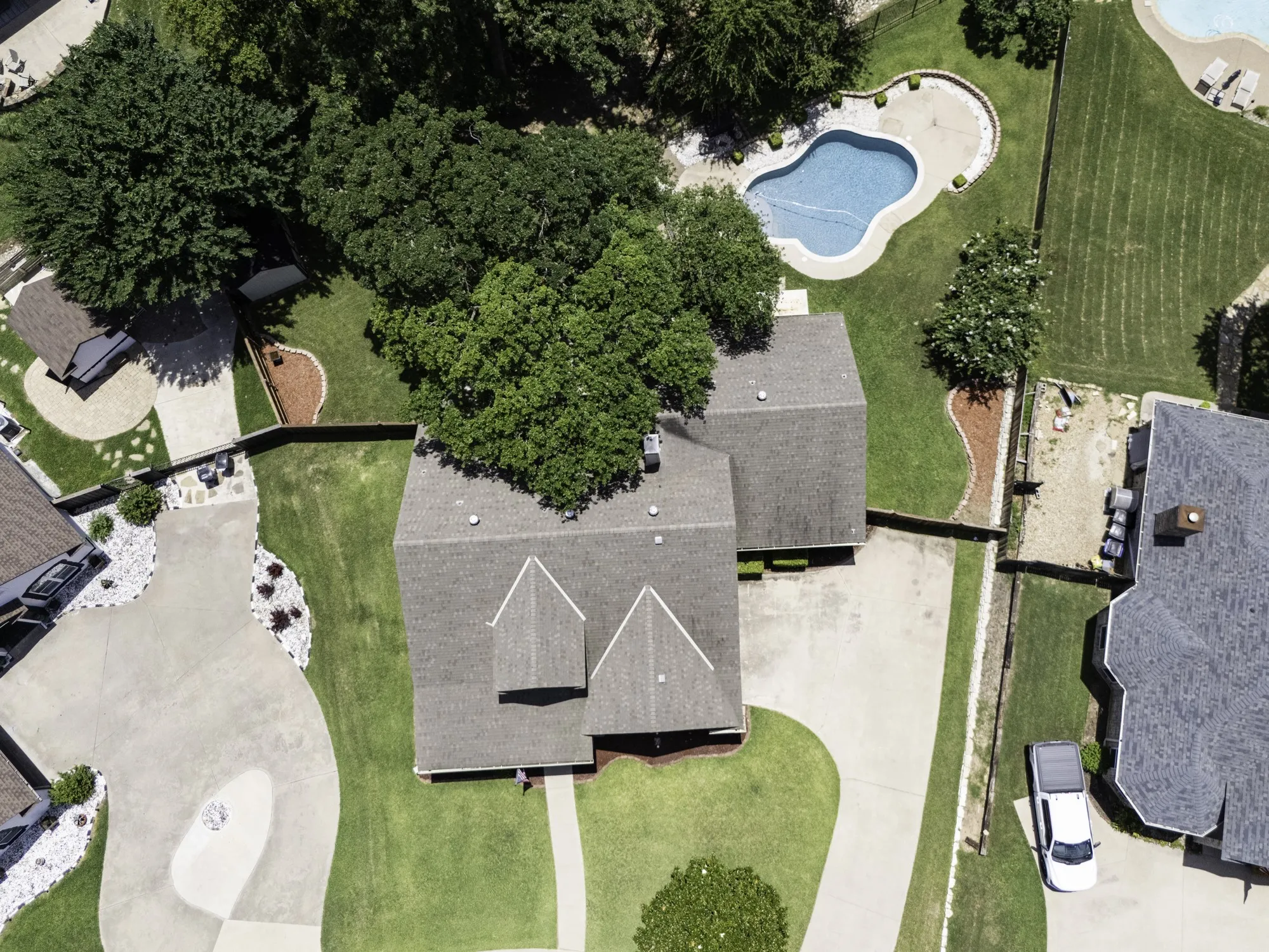 Single Family Residence For Sale in Tarrant County , 308 Leeward Circle, Azle, Texas 76020, 4 Bedroom, 3 Bathroom, 2 Garage spaces, 2,994 Sqft, built in 1999, mls#21306321, Real Estate Agent in Azle, Homes For Sale in Tarrant county, Homes For Sale in Azle, Realtor in Azle Texas, Real Estate Brokerage Independent Realty Texas, Luminita Cordes Realtor