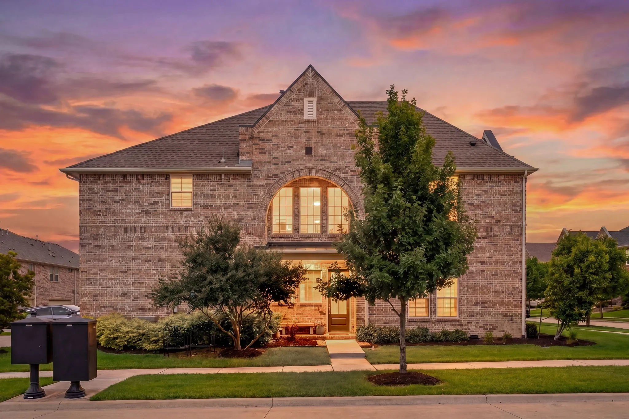 Townhouse For Sale in Collin County , 7210 Switchgrass Road, Frisco, Texas 75033, 3 Bedroom, 3 Bathroom, 2 Garage spaces, 2,132 Sqft, built in 2019, mls#21307142, Real Estate Agent in Frisco, Homes For Sale in Collin county, Homes For Sale in Frisco, Realtor in Frisco Texas, Real Estate Brokerage Independent Realty Texas, Luminita Cordes Realtor