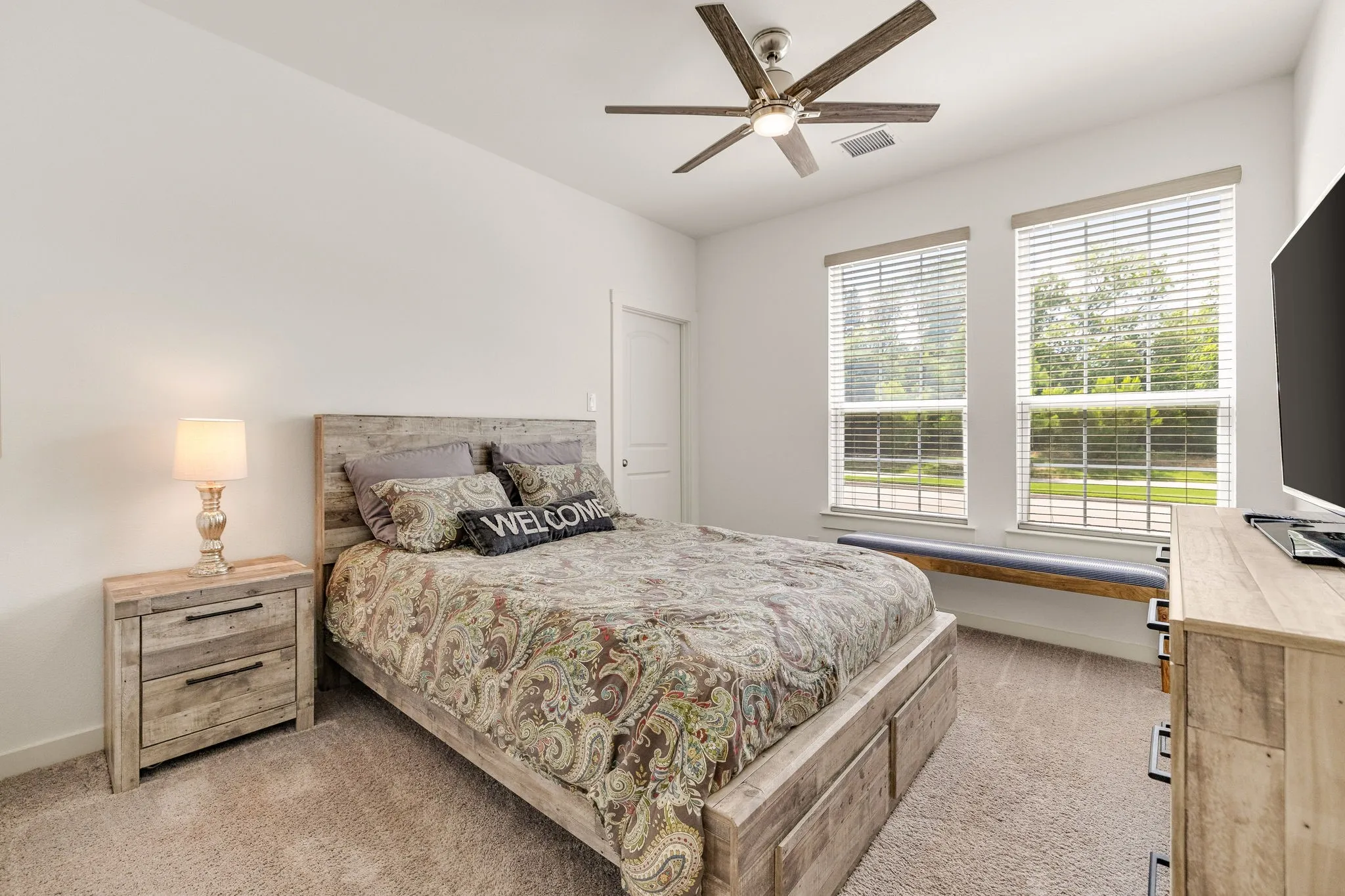 Townhouse For Sale in Collin County , 7210 Switchgrass Road, Frisco, Texas 75033, 3 Bedroom, 3 Bathroom, 2 Garage spaces, 2,132 Sqft, built in 2019, mls#21307142, Real Estate Agent in Frisco, Homes For Sale in Collin county, Homes For Sale in Frisco, Realtor in Frisco Texas, Real Estate Brokerage Independent Realty Texas, Luminita Cordes Realtor