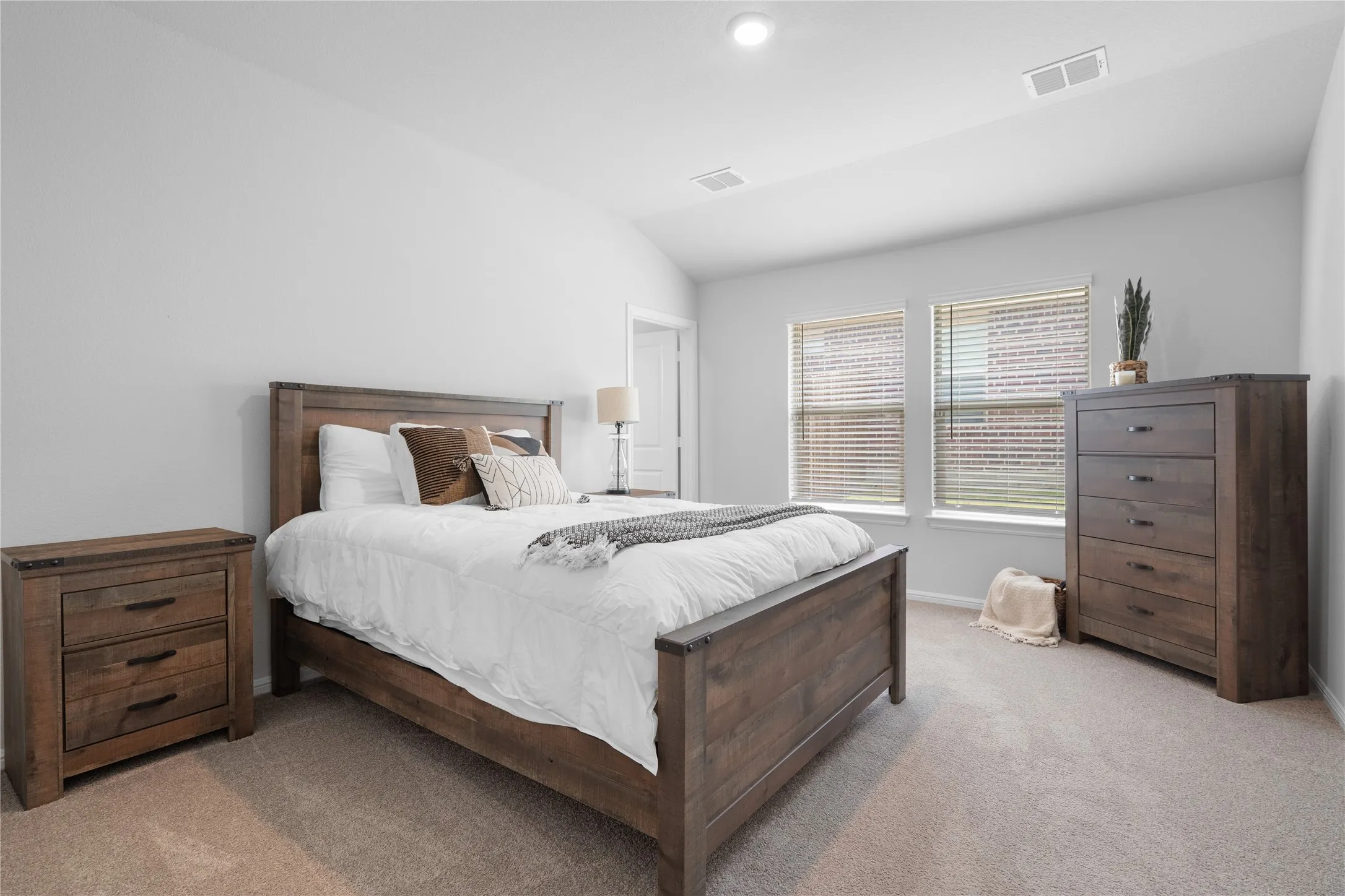 Single Family Residence For Sale in Denton County , 5901 Harvey Gap Lane, Denton, Texas 76226, 3 Bedroom, 2 Bathroom, 2 Garage spaces, 1,318 Sqft, built in 2023, mls#21305561, Real Estate Agent in Denton, Homes For Sale in Denton county, Homes For Sale in Denton, Realtor in Denton Texas, Real Estate Brokerage Independent Realty Texas, Luminita Cordes Realtor