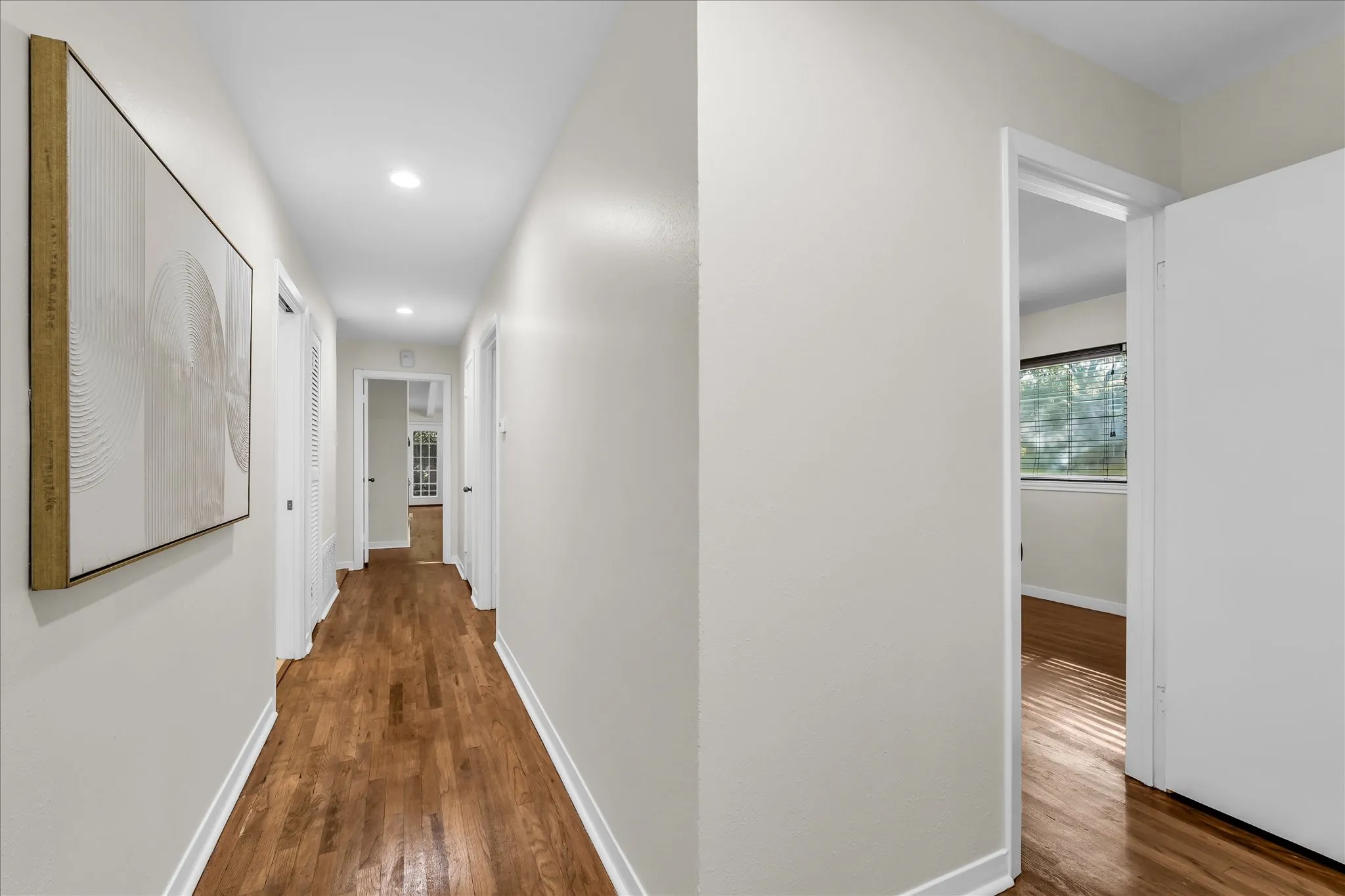 Single Family Residence For Sale in Mc Lennan County , 2500 N 42nd Street, Waco, Texas 76710, 3 Bedroom, 2 Bathroom, Garage spaces, 1,728 Sqft, built in 1956, mls#21306809, Real Estate Agent in Waco, Homes For Sale in Mc Lennan county, Homes For Sale in Waco, Realtor in Waco Texas, Real Estate Brokerage Independent Realty Texas, Luminita Cordes Realtor