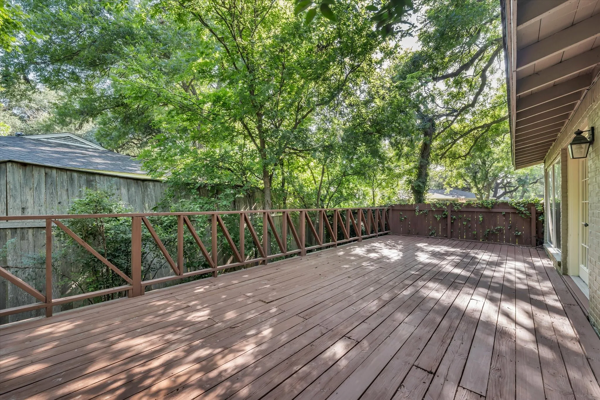 Single Family Residence For Sale in Mc Lennan County , 2500 N 42nd Street, Waco, Texas 76710, 3 Bedroom, 2 Bathroom, Garage spaces, 1,728 Sqft, built in 1956, mls#21306809, Real Estate Agent in Waco, Homes For Sale in Mc Lennan county, Homes For Sale in Waco, Realtor in Waco Texas, Real Estate Brokerage Independent Realty Texas, Luminita Cordes Realtor