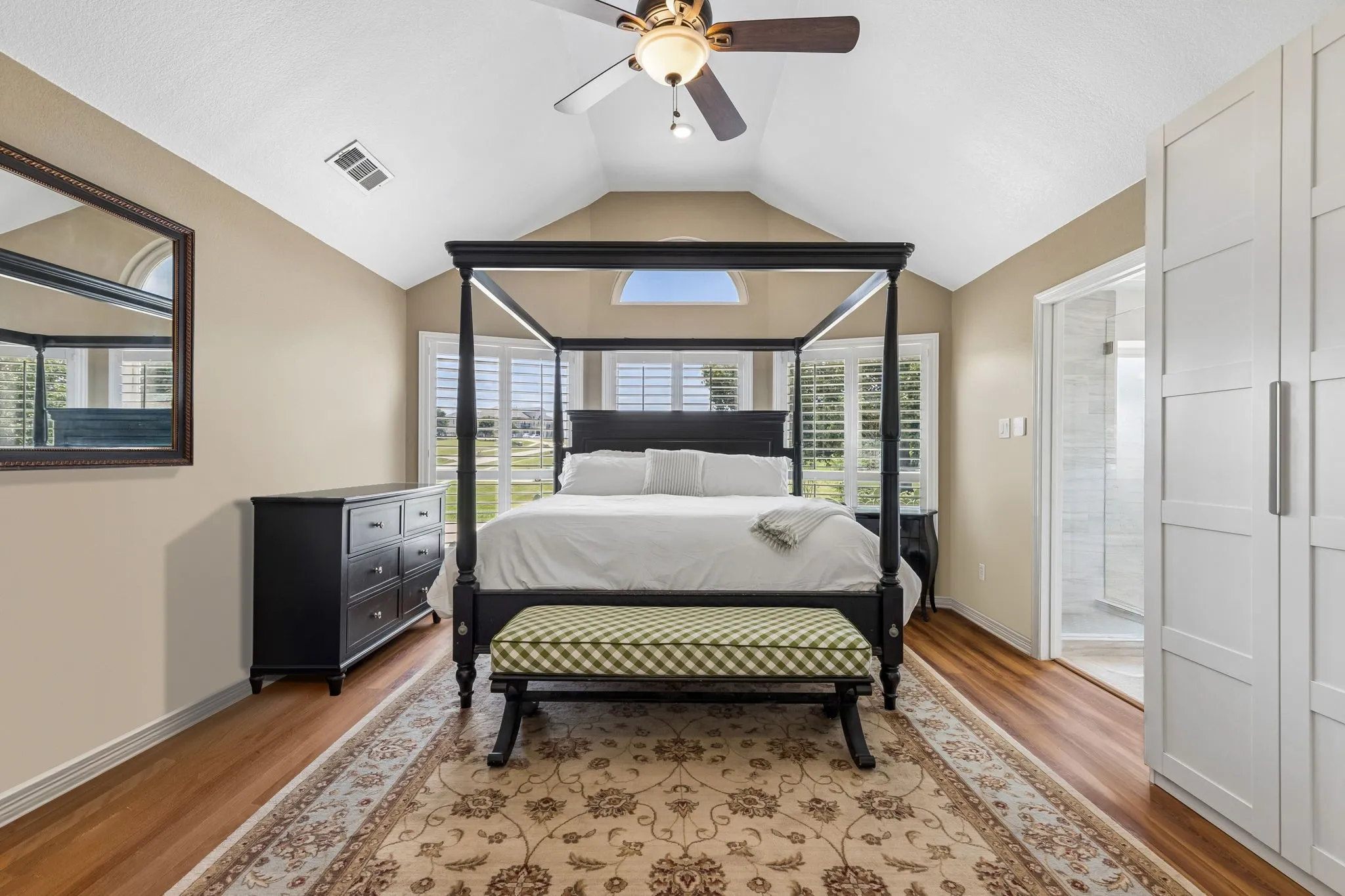 Single Family Residence For Sale in Dallas County , 2855 Sonterra Drive, Cedar Hill, Texas 75104, 4 Bedroom, 2 Bathroom, 2 Garage spaces, 2,162 Sqft, built in 1996, mls#21304608, Real Estate Agent in Cedar Hill, Homes For Sale in Dallas county, Homes For Sale in Cedar Hill, Realtor in Cedar Hill Texas, Real Estate Brokerage Independent Realty Texas, Luminita Cordes Realtor