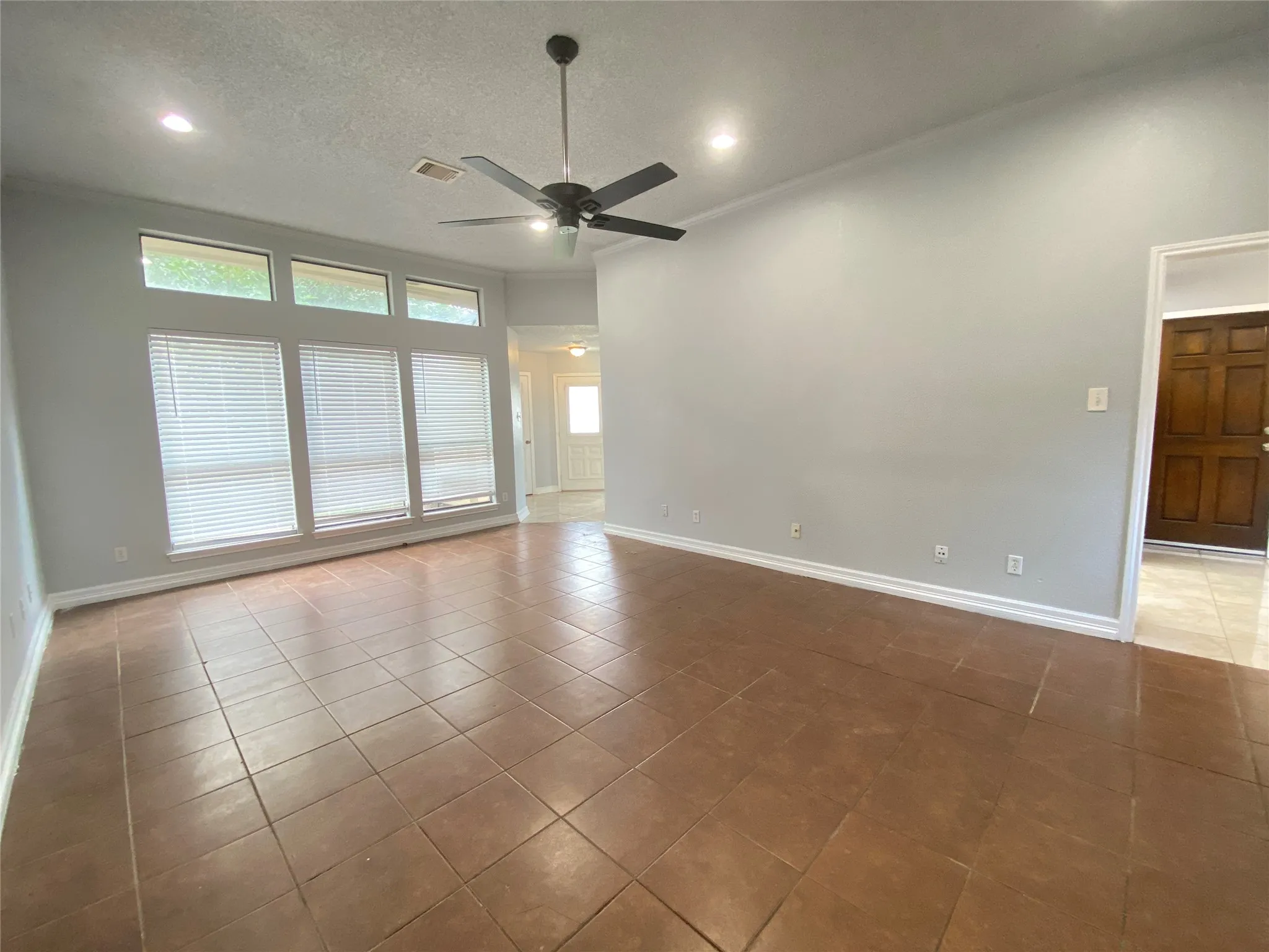 Single Family Residence For Rent in Tarrant County , 4131 Crossgate Court, Arlington, Texas 76016, 3 Bedroom, 2 Bathroom, 2 Garage spaces, 1,845 Sqft, built in 1985, mls#21306696, Real Estate Agent in Arlington, Homes For Rent in Tarrant county, Homes For Rent in Arlington, Realtor in Arlington Texas, Real Estate Brokerage Independent Realty Texas, Luminita Cordes Realtor