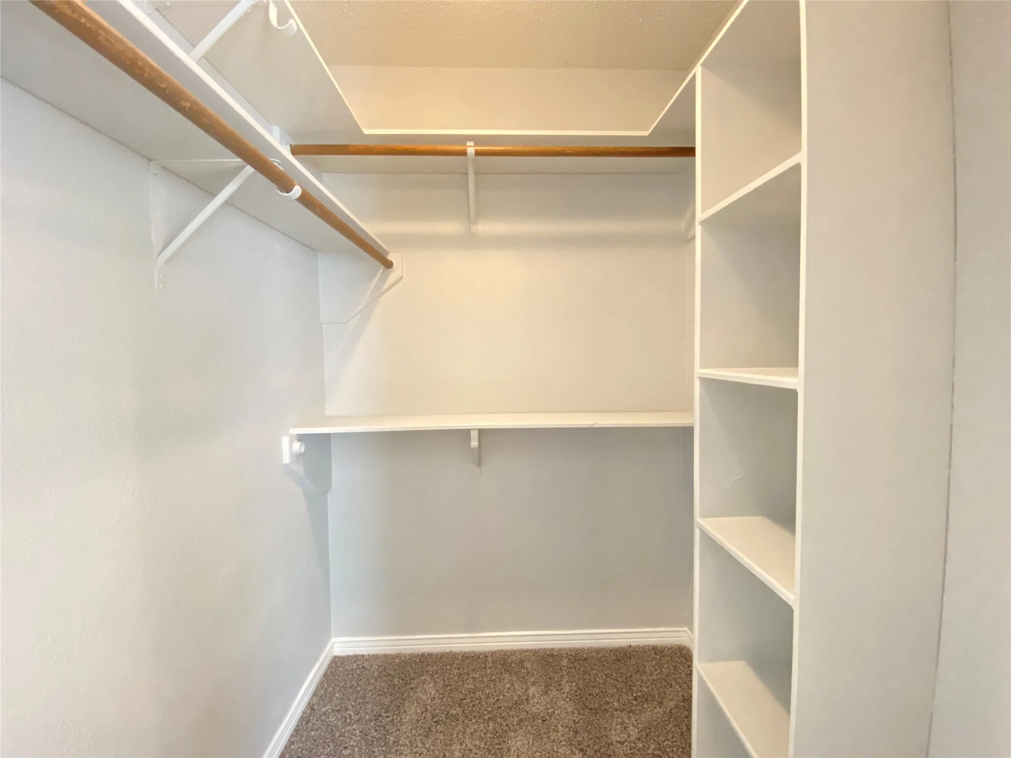 Single Family Residence For Rent in Tarrant County , 4131 Crossgate Court, Arlington, Texas 76016, 3 Bedroom, 2 Bathroom, 2 Garage spaces, 1,845 Sqft, built in 1985, mls#21306696, Real Estate Agent in Arlington, Homes For Rent in Tarrant county, Homes For Rent in Arlington, Realtor in Arlington Texas, Real Estate Brokerage Independent Realty Texas, Luminita Cordes Realtor