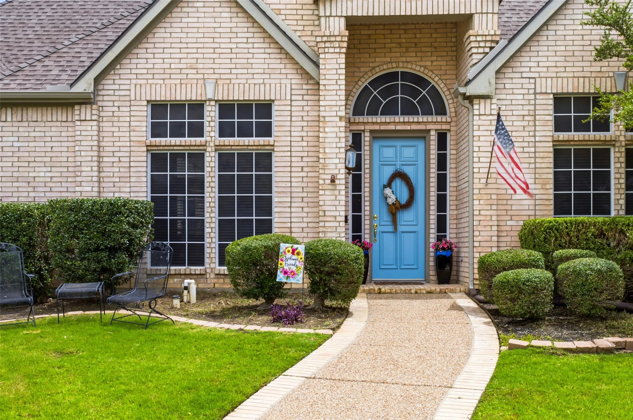 Single Family Residence For Sale in Dallas County , 512 Wellington Road, Coppell, Texas 75019, 4 Bedroom, 3 Bathroom, 2 Garage spaces, 2,486 Sqft, built in 1994, mls#21307134, Real Estate Agent in Coppell, Homes For Sale in Dallas county, Homes For Sale in Coppell, Realtor in Coppell Texas, Real Estate Brokerage Independent Realty Texas, Luminita Cordes Realtor