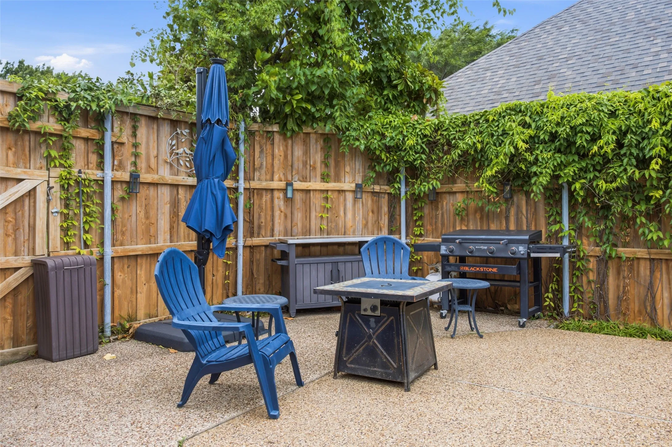Single Family Residence For Sale in Dallas County , 512 Wellington Road, Coppell, Texas 75019, 4 Bedroom, 3 Bathroom, 2 Garage spaces, 2,486 Sqft, built in 1994, mls#21307134, Real Estate Agent in Coppell, Homes For Sale in Dallas county, Homes For Sale in Coppell, Realtor in Coppell Texas, Real Estate Brokerage Independent Realty Texas, Luminita Cordes Realtor