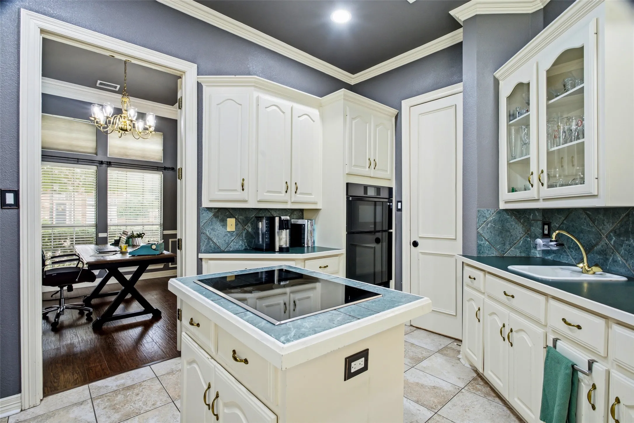 Single Family Residence For Sale in Dallas County , 512 Wellington Road, Coppell, Texas 75019, 4 Bedroom, 3 Bathroom, 2 Garage spaces, 2,486 Sqft, built in 1994, mls#21307134, Real Estate Agent in Coppell, Homes For Sale in Dallas county, Homes For Sale in Coppell, Realtor in Coppell Texas, Real Estate Brokerage Independent Realty Texas, Luminita Cordes Realtor