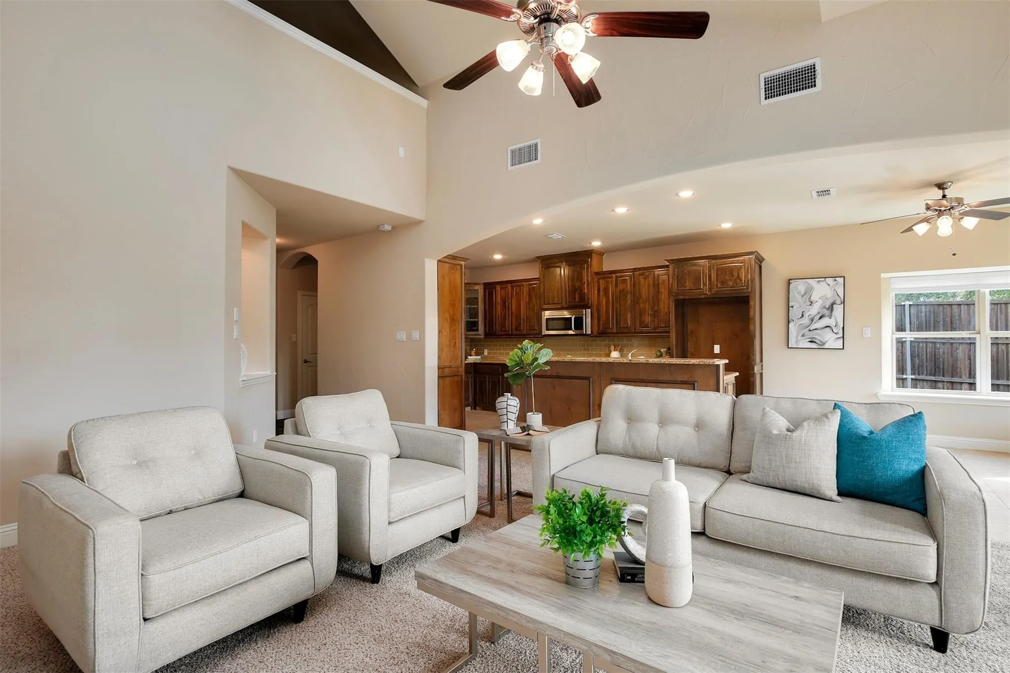 Single Family Residence For Rent in Denton County , 1087 Sahallee Drive, Frisco, Texas 75033, 5 Bedroom, 4 Bathroom, 2 Garage spaces, 3,450 Sqft, built in 2013, mls#21307195, Real Estate Agent in Frisco, Homes For Rent in Denton county, Homes For Rent in Frisco, Realtor in Frisco Texas, Real Estate Brokerage Independent Realty Texas, Luminita Cordes Realtor
