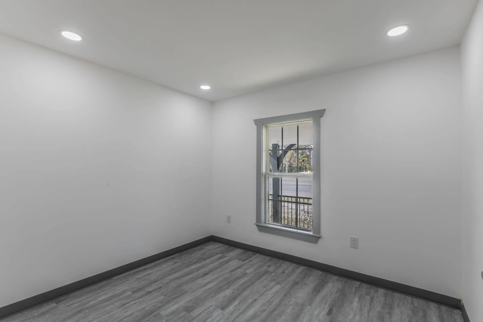 Office For Rent in Wise County , 904 13th Street, Bridgeport, Texas 76426, 0, 0, Garage spaces, 0 Sqft, built in 1950, mls#21307197, Real Estate Agent in Bridgeport, Homes For Rent in Wise county, Homes For Rent in Bridgeport, Realtor in Bridgeport Texas, Real Estate Brokerage Independent Realty Texas, Luminita Cordes Realtor
