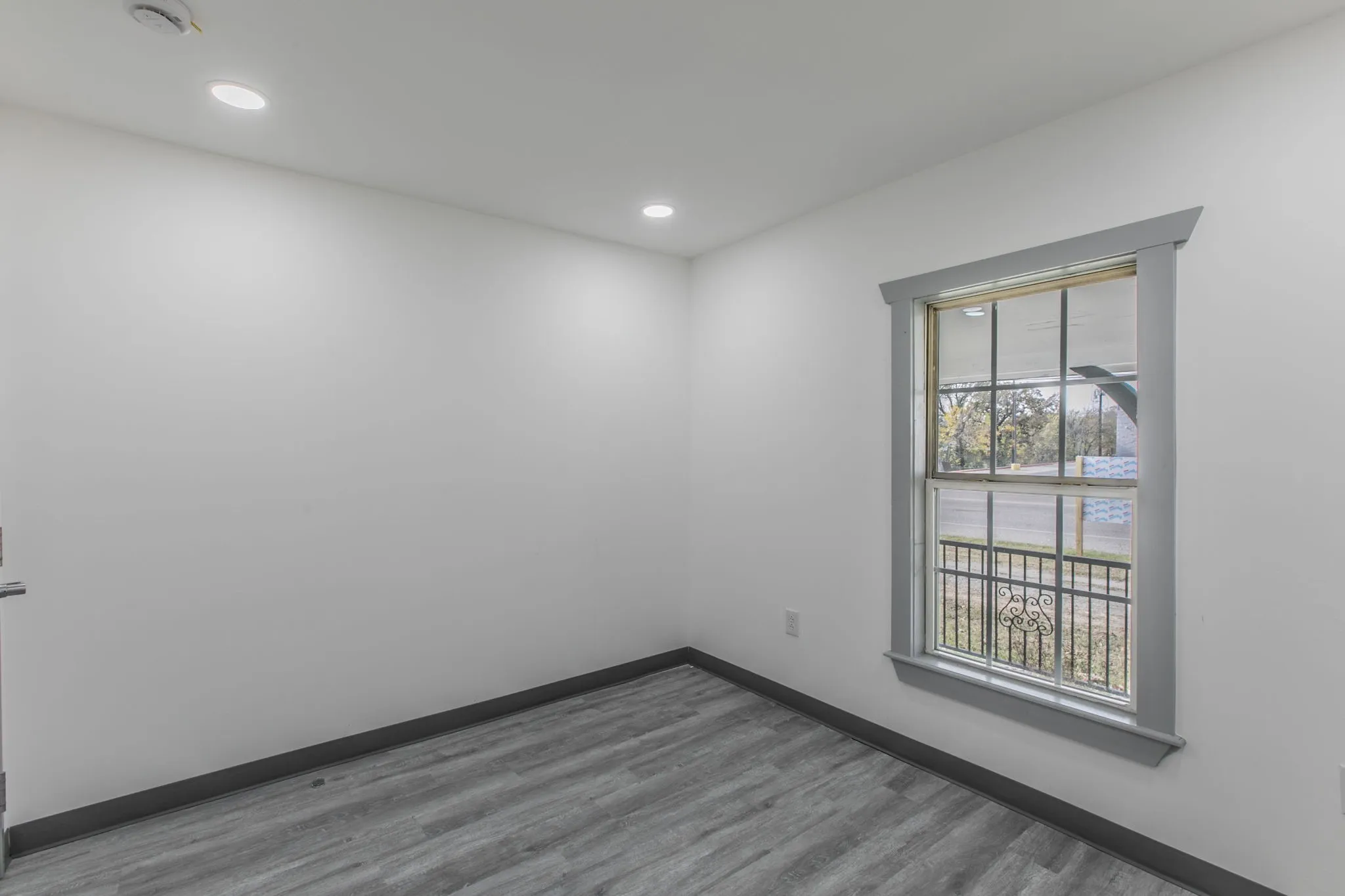 Office For Rent in Wise County , 904 13th Street, Bridgeport, Texas 76426, 0, 0, Garage spaces, 0 Sqft, built in 1950, mls#21307197, Real Estate Agent in Bridgeport, Homes For Rent in Wise county, Homes For Rent in Bridgeport, Realtor in Bridgeport Texas, Real Estate Brokerage Independent Realty Texas, Luminita Cordes Realtor