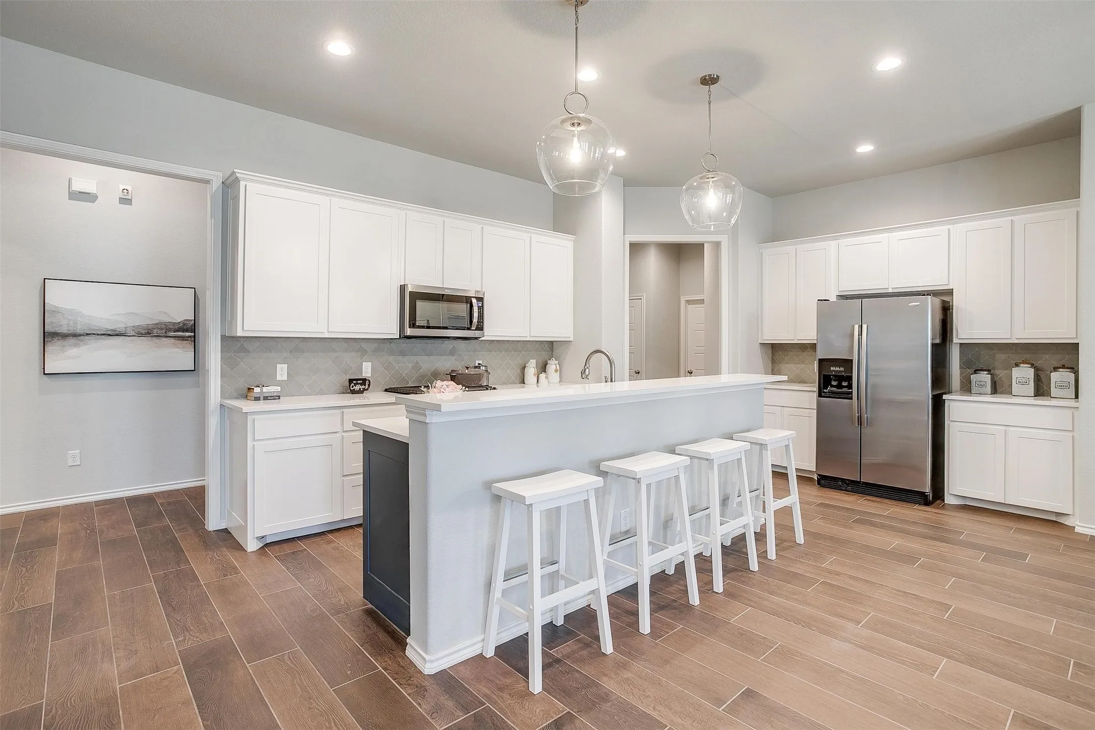 Single Family Residence For Sale in Tarrant County , 6829 Canyon Rock, Benbrook, Texas 76126, 4 Bedrooms, 2 Bathrooms, 2 Garage spaces, 2,344 Sqft, built in 2021, Price $549,000, mls#21307199, Real Estate Agent in Benbrook, Homes For Sale in Tarrant county, Homes For Sale in Benbrook, Realtor in Benbrook Texas, Real Estate Brokerage Independent Realty Texas, Luminita Cordes Realtor