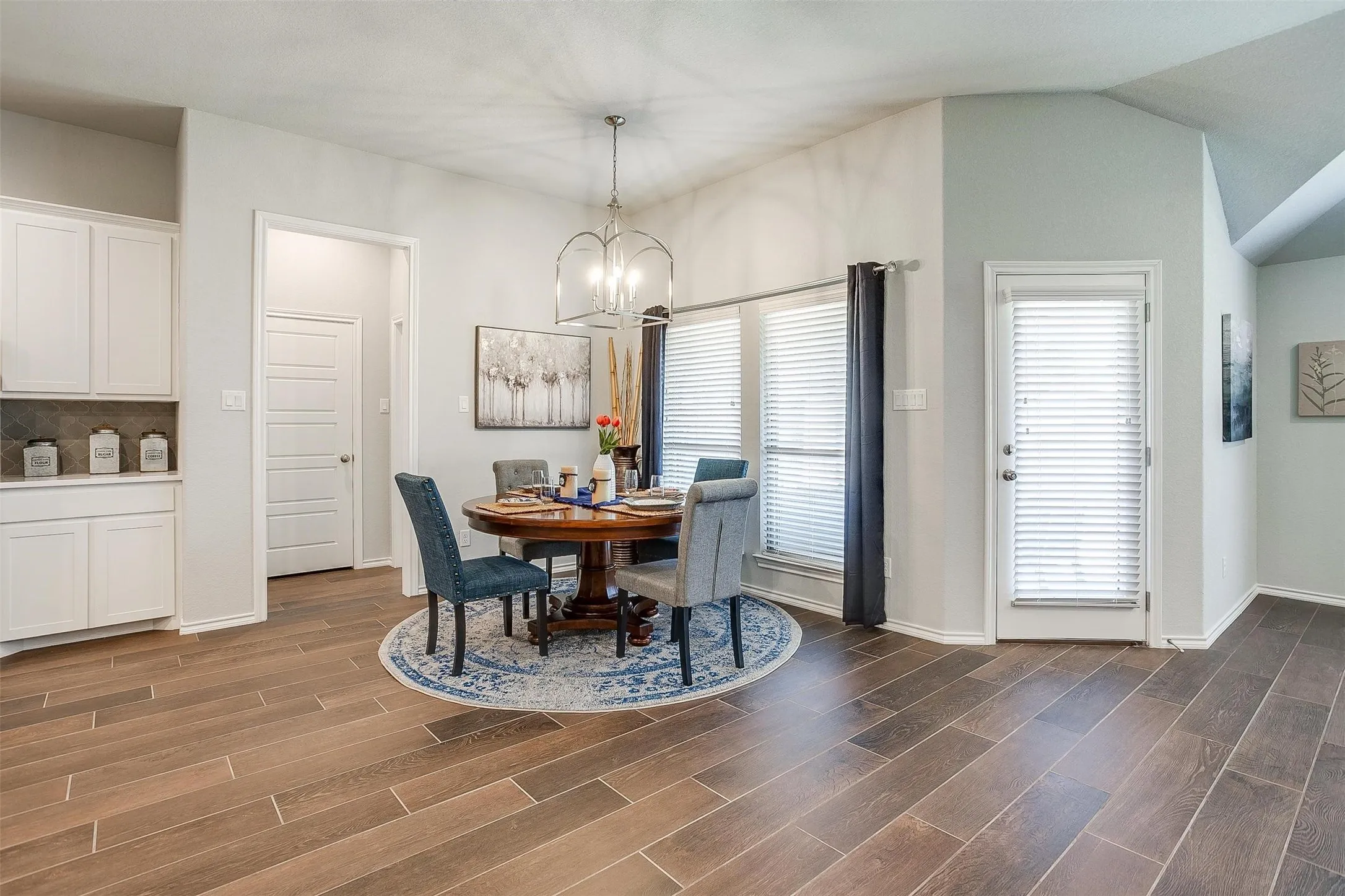 Single Family Residence For Sale in Tarrant County , 6829 Canyon Rock, Benbrook, Texas 76126, 4 Bedrooms, 2 Bathrooms, 2 Garage spaces, 2,344 Sqft, built in 2021, Price $549,000, mls#21307199, Real Estate Agent in Benbrook, Homes For Sale in Tarrant county, Homes For Sale in Benbrook, Realtor in Benbrook Texas, Real Estate Brokerage Independent Realty Texas, Luminita Cordes Realtor