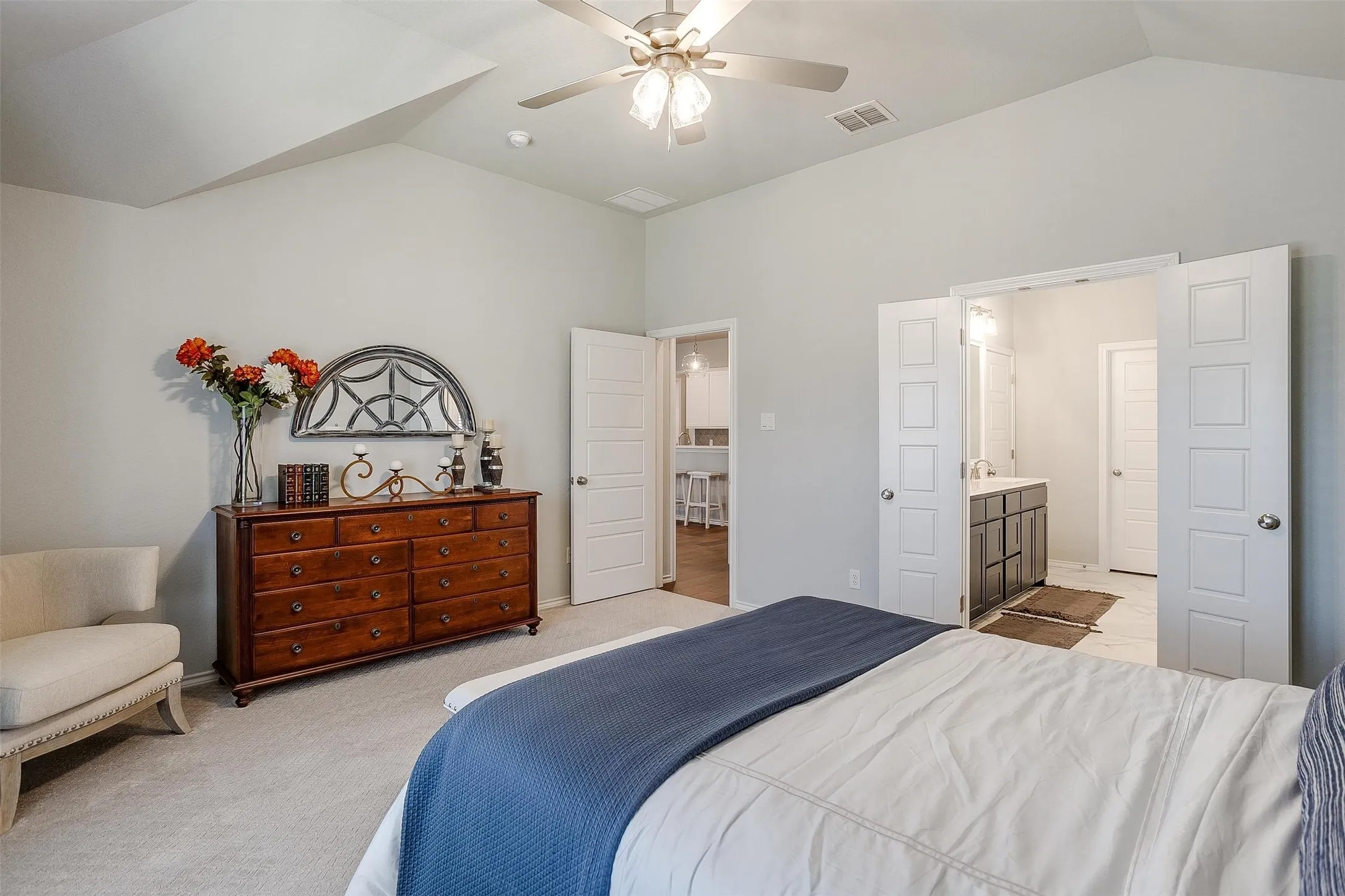 Single Family Residence For Sale in Tarrant County , 6829 Canyon Rock, Benbrook, Texas 76126, 4 Bedrooms, 2 Bathrooms, 2 Garage spaces, 2,344 Sqft, built in 2021, Price $549,000, mls#21307199, Real Estate Agent in Benbrook, Homes For Sale in Tarrant county, Homes For Sale in Benbrook, Realtor in Benbrook Texas, Real Estate Brokerage Independent Realty Texas, Luminita Cordes Realtor