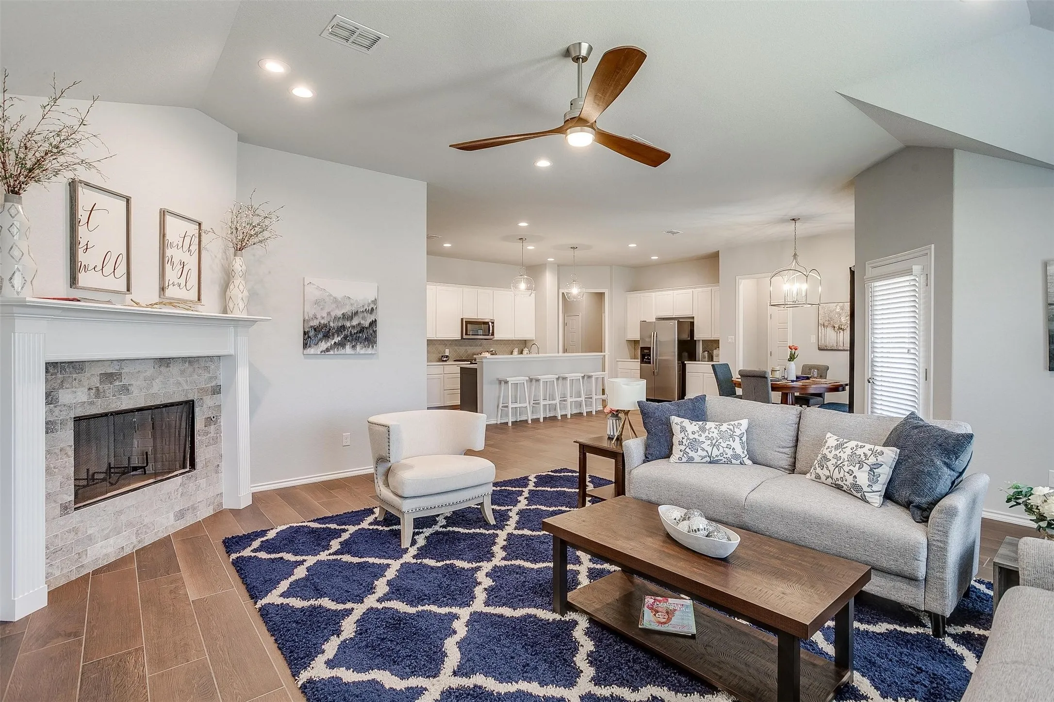 Single Family Residence For Sale in Tarrant County , 6829 Canyon Rock, Benbrook, Texas 76126, 4 Bedrooms, 2 Bathrooms, 2 Garage spaces, 2,344 Sqft, built in 2021, Price $549,000, mls#21307199, Real Estate Agent in Benbrook, Homes For Sale in Tarrant county, Homes For Sale in Benbrook, Realtor in Benbrook Texas, Real Estate Brokerage Independent Realty Texas, Luminita Cordes Realtor
