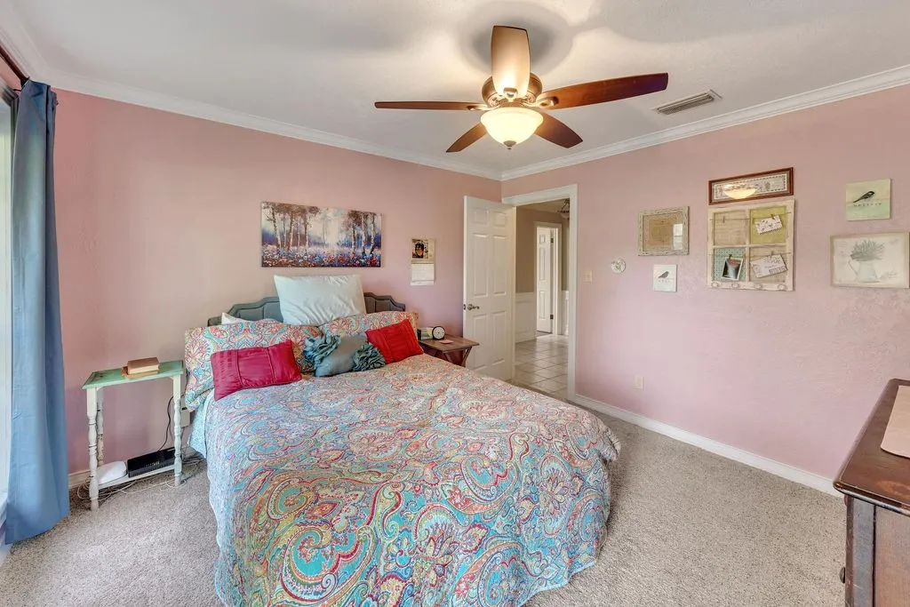 Single Family Residence For Sale in Wood County , 612 W Coke Road, Winnsboro, Texas 75494, 3 Bedroom, 3 Bathroom, Garage spaces, 2,938 Sqft, built in 1980, mls#21306466, Real Estate Agent in Winnsboro, Homes For Sale in Wood county, Homes For Sale in Winnsboro, Realtor in Winnsboro Texas, Real Estate Brokerage Independent Realty Texas, Luminita Cordes Realtor