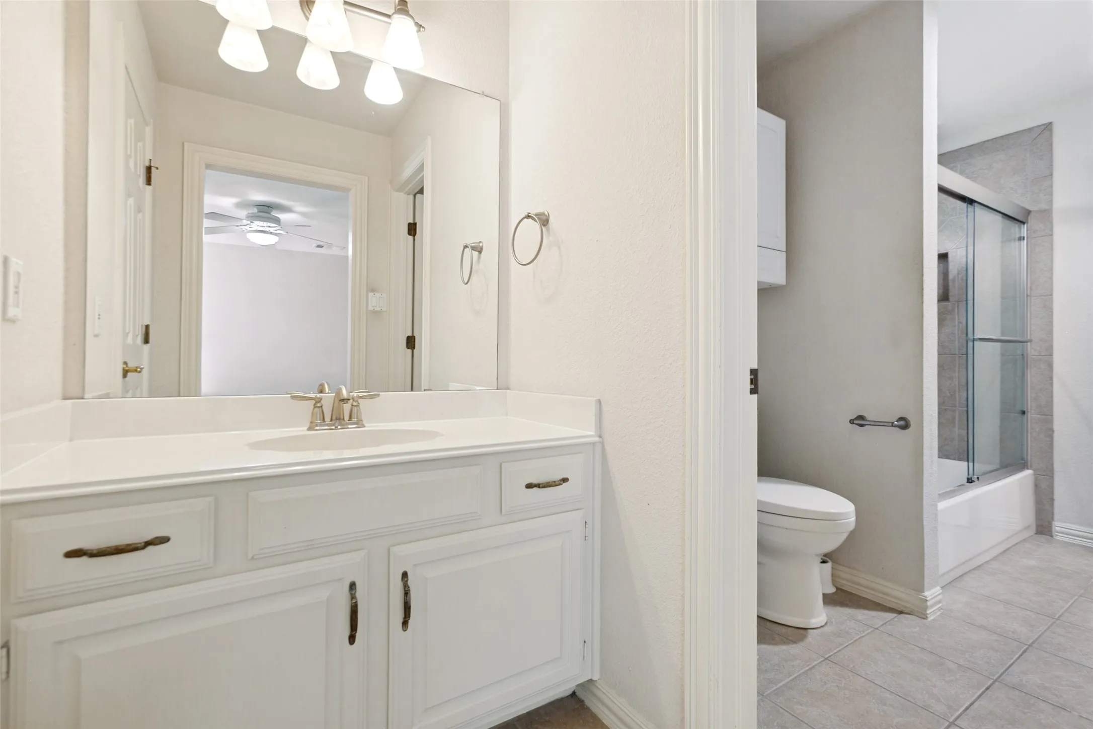 Single Family Residence For Sale in Collin County , 2601 Courtside Lane, Plano, Texas 75093, 4 Bedroom, 4 Bathroom, 2 Garage spaces, 3,225 Sqft, built in 1989, mls#21304254, Real Estate Agent in Plano, Homes For Sale in Collin county, Homes For Sale in Plano, Realtor in Plano Texas, Real Estate Brokerage Independent Realty Texas, Luminita Cordes Realtor